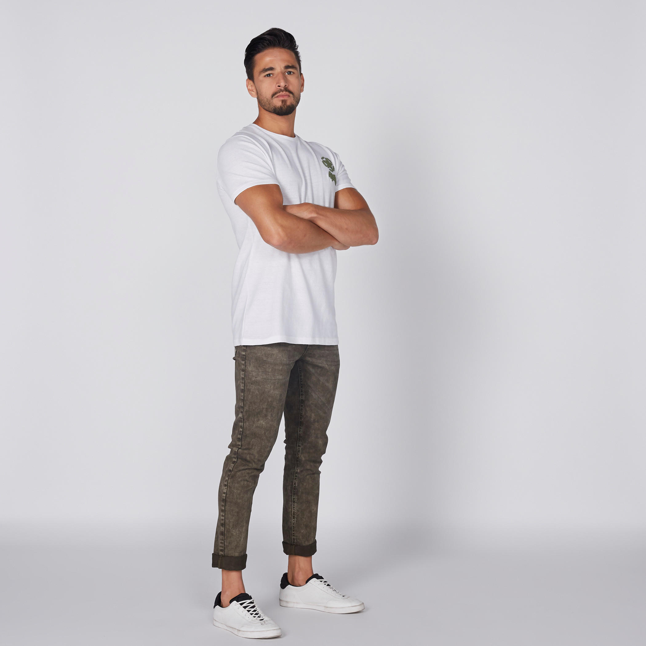 تيشيرت بياقة مستديرة وأكمام قصيرة وطبعات من لي كوبر-men-clothing-tshirtsandpolos-tshirts-image-3