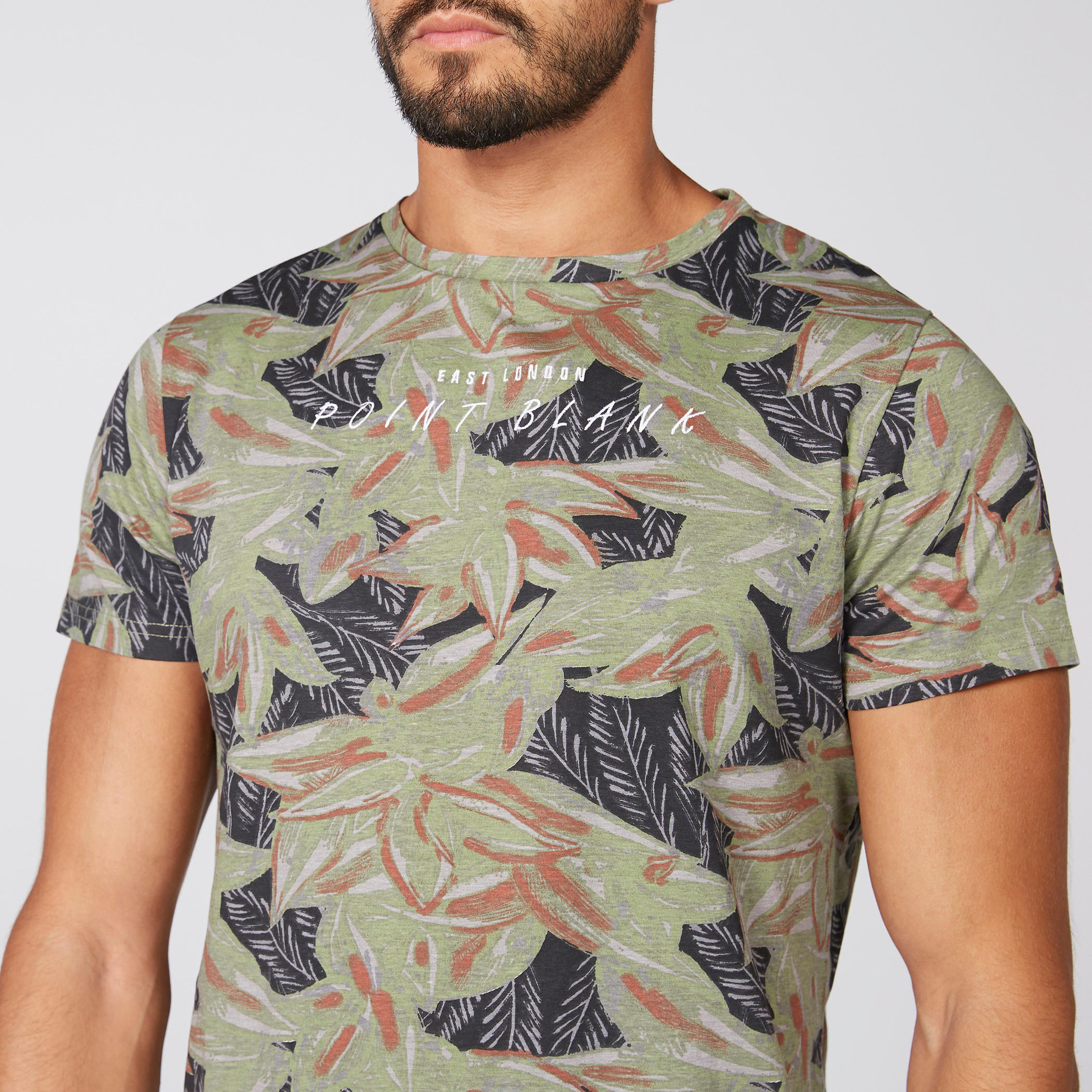 تيشيرت بياقة مستديرة وأكمام قصيرة وطبعات من لي كوبر-men-clothing-tshirtsandpolos-tshirts-image-3