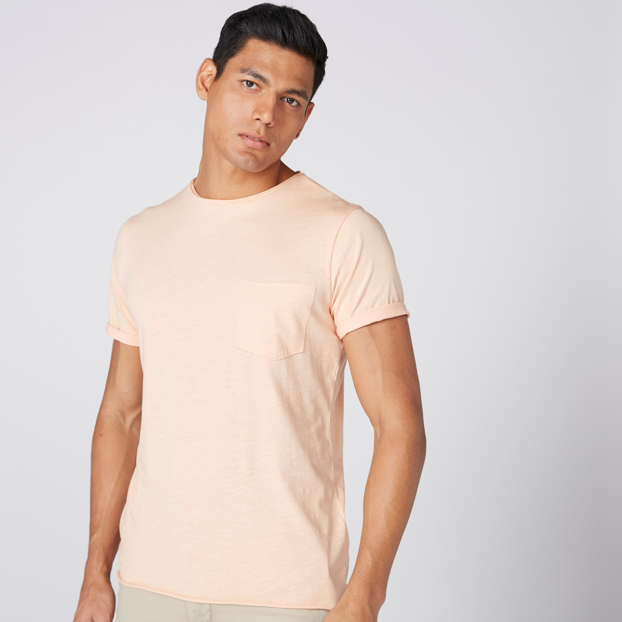 تيشيرت بياقة مستديرة وأكمام قصيرة وجيوب من لي كوبر-men-clothing-tshirtsandpolos-tshirts-image-1