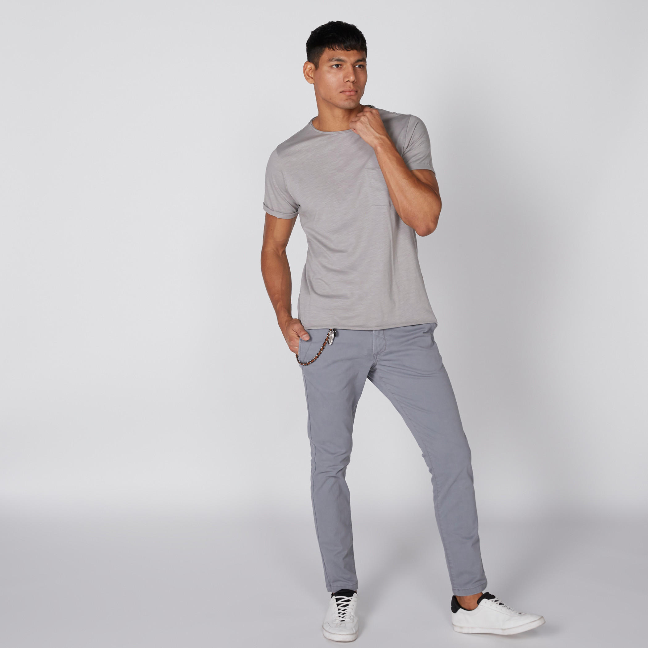 تيشيرت بياقة مستديرة وأكمام قصيرة من لي كوبر-men-clothing-tshirtsandpolos-tshirts-image-4
