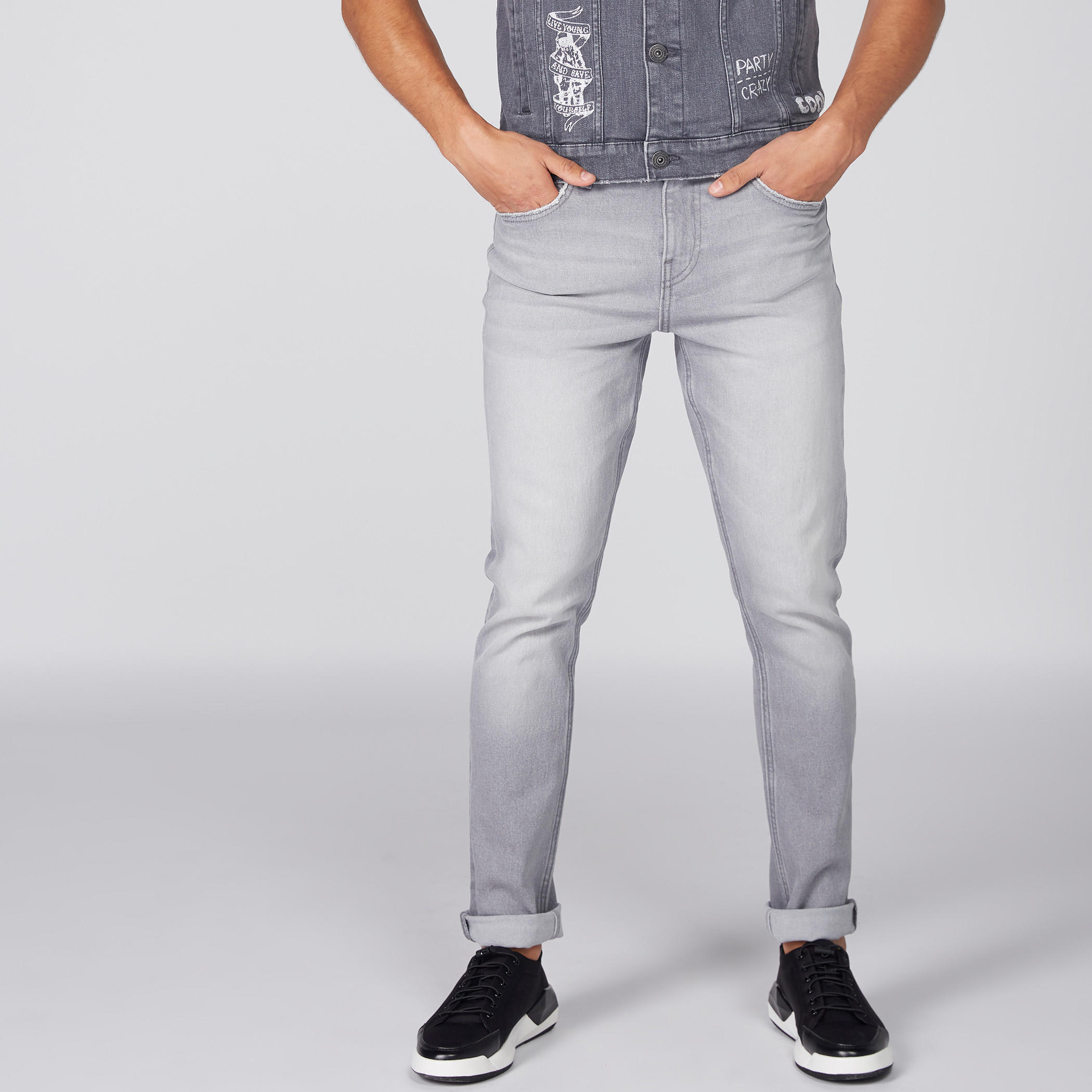 بنطال جينز طويل بجيب وزر إغلاق من لي كوبر-men-clothing-bottoms-jeans-image-1