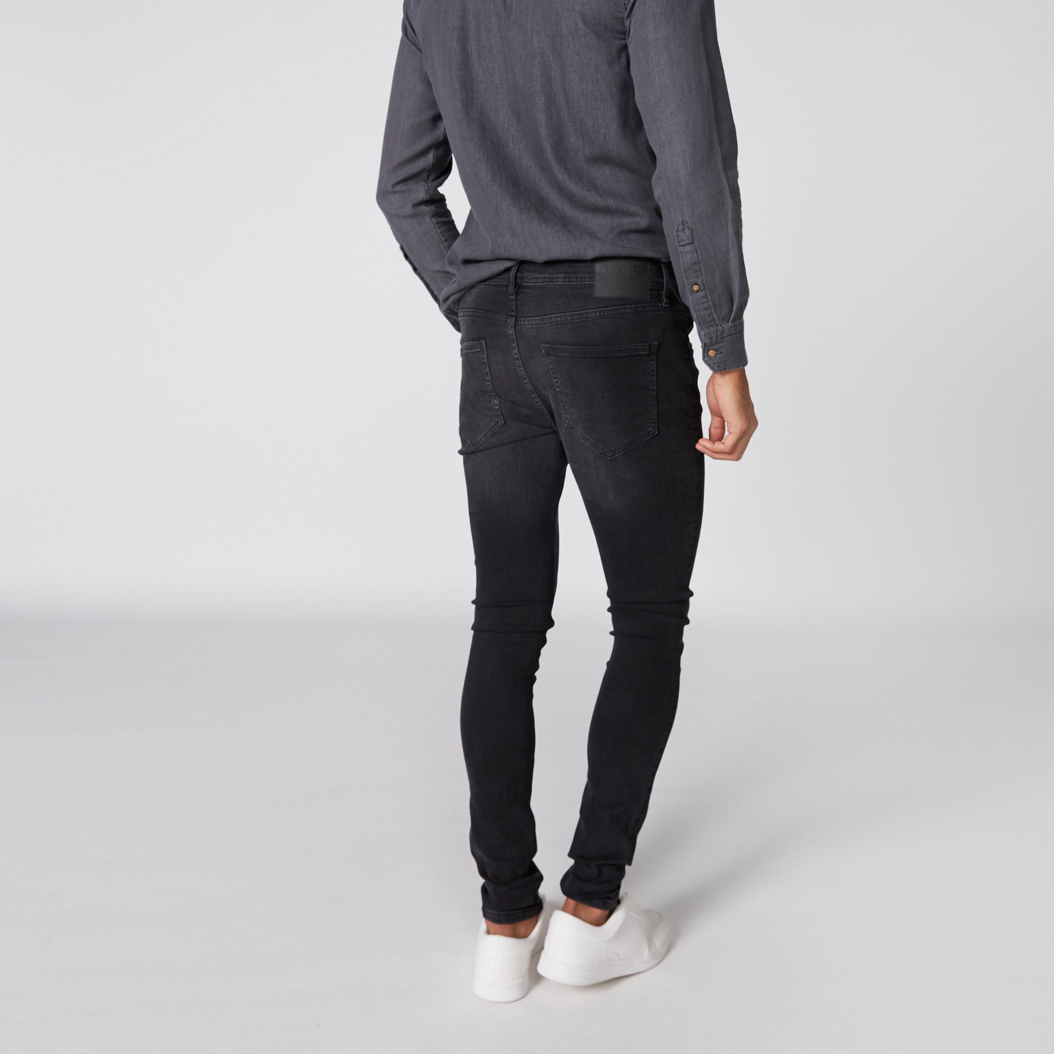 بنطال جينز طويل بجيوب من لي كوبر-men-clothing-bottoms-jeans-image-2