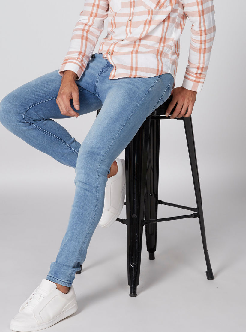 بنطال جينز طويل بزر إغلاق وجيوب-men-clothing-bottoms-jeans-image-1