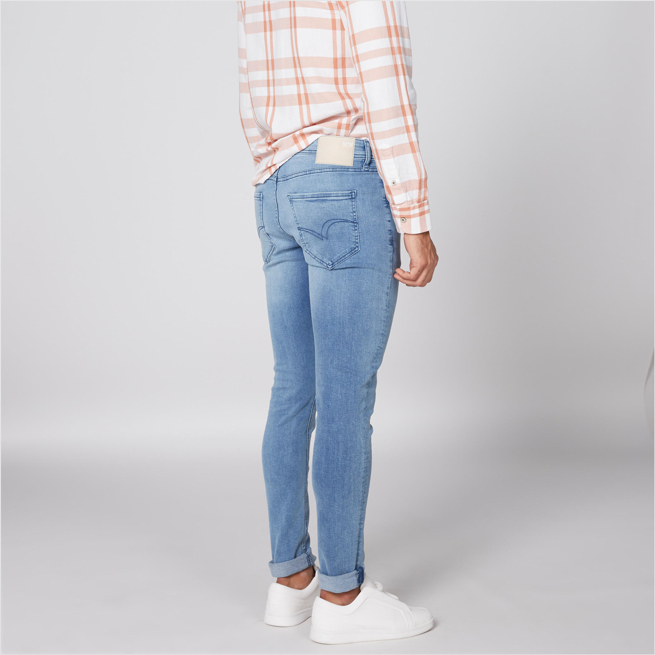 بنطال جينز طويل بزر إغلاق وجيوب-men-clothing-bottoms-jeans-image-2