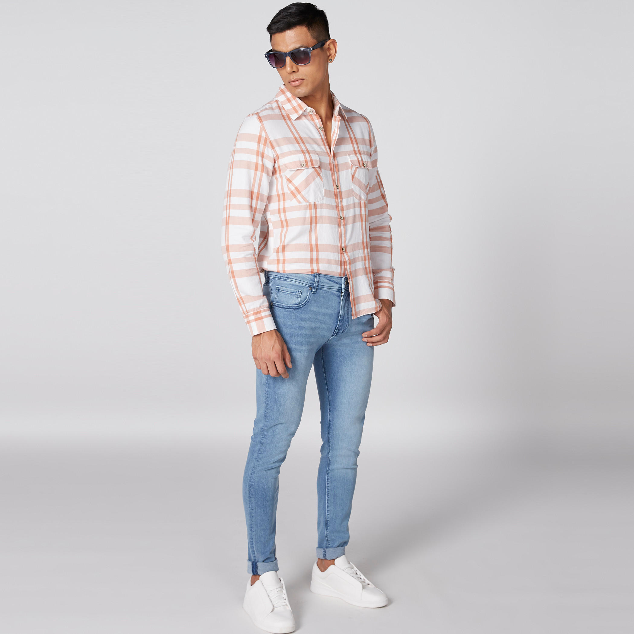 بنطال جينز طويل بزر إغلاق وجيوب-men-clothing-bottoms-jeans-image-3