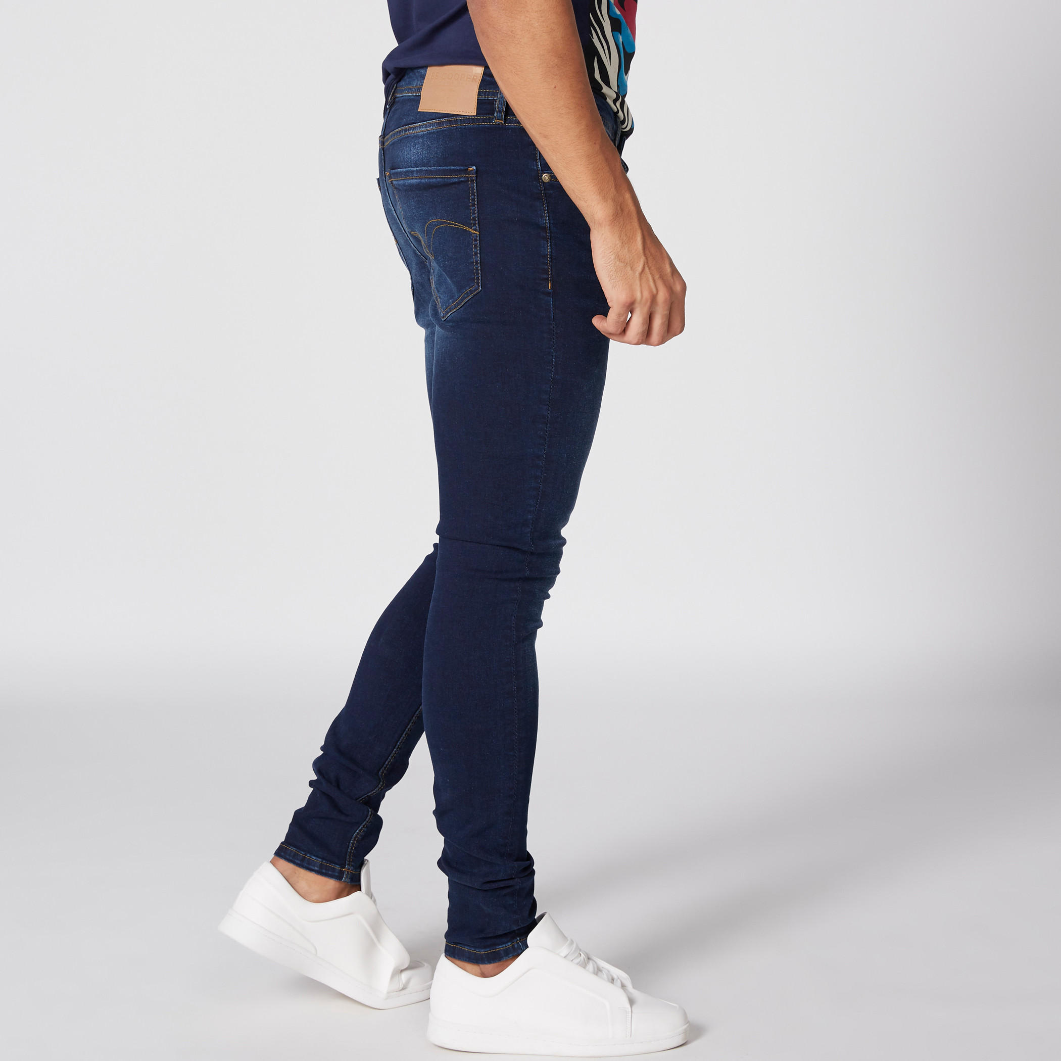 بنطال جينز طويل بجيب وزر إغلاق من لي كوبر-men-clothing-bottoms-jeans-image-4