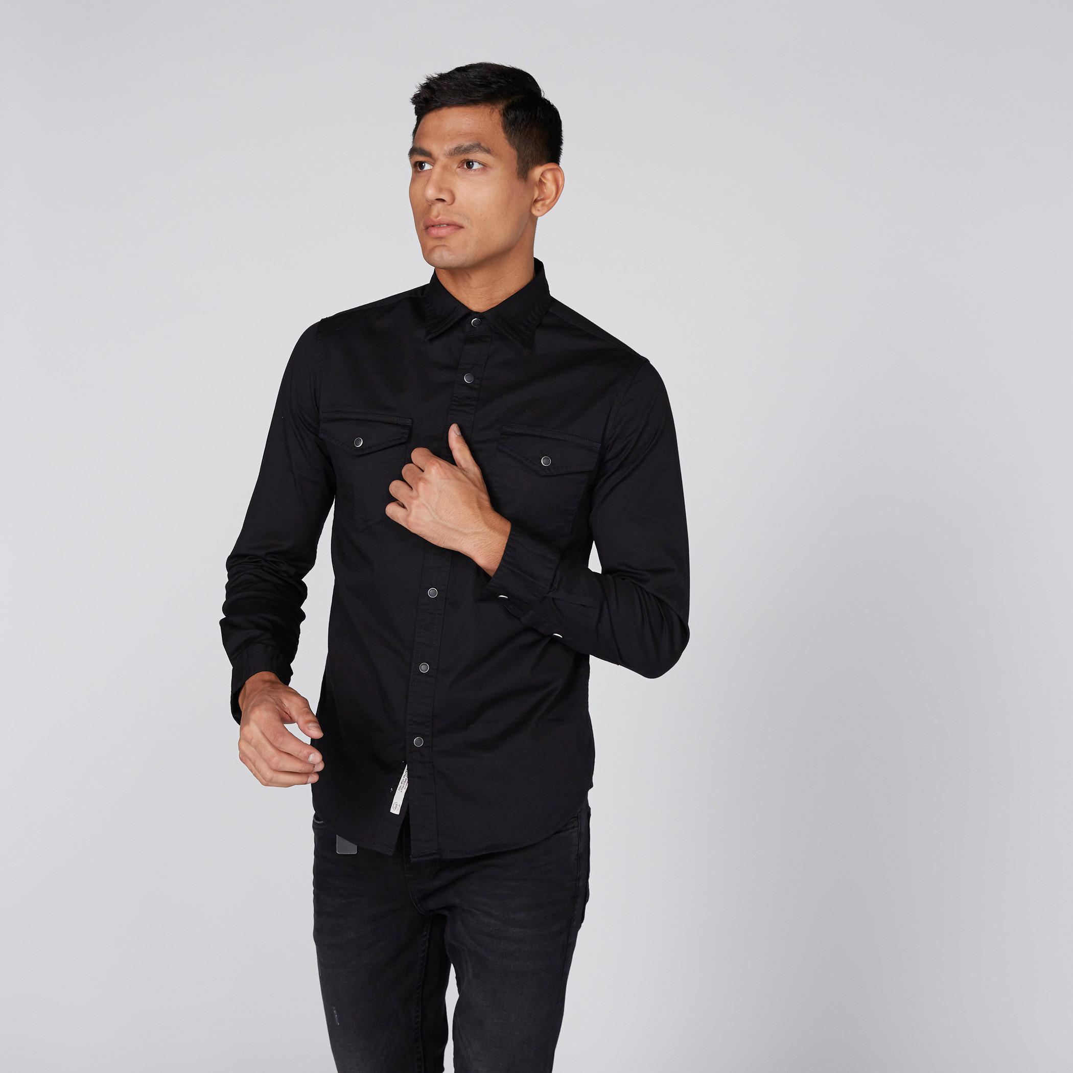 قميص بأكمام طويلة وجيب على الصدر من لي كوبر-men-clothing-shirts-image-3