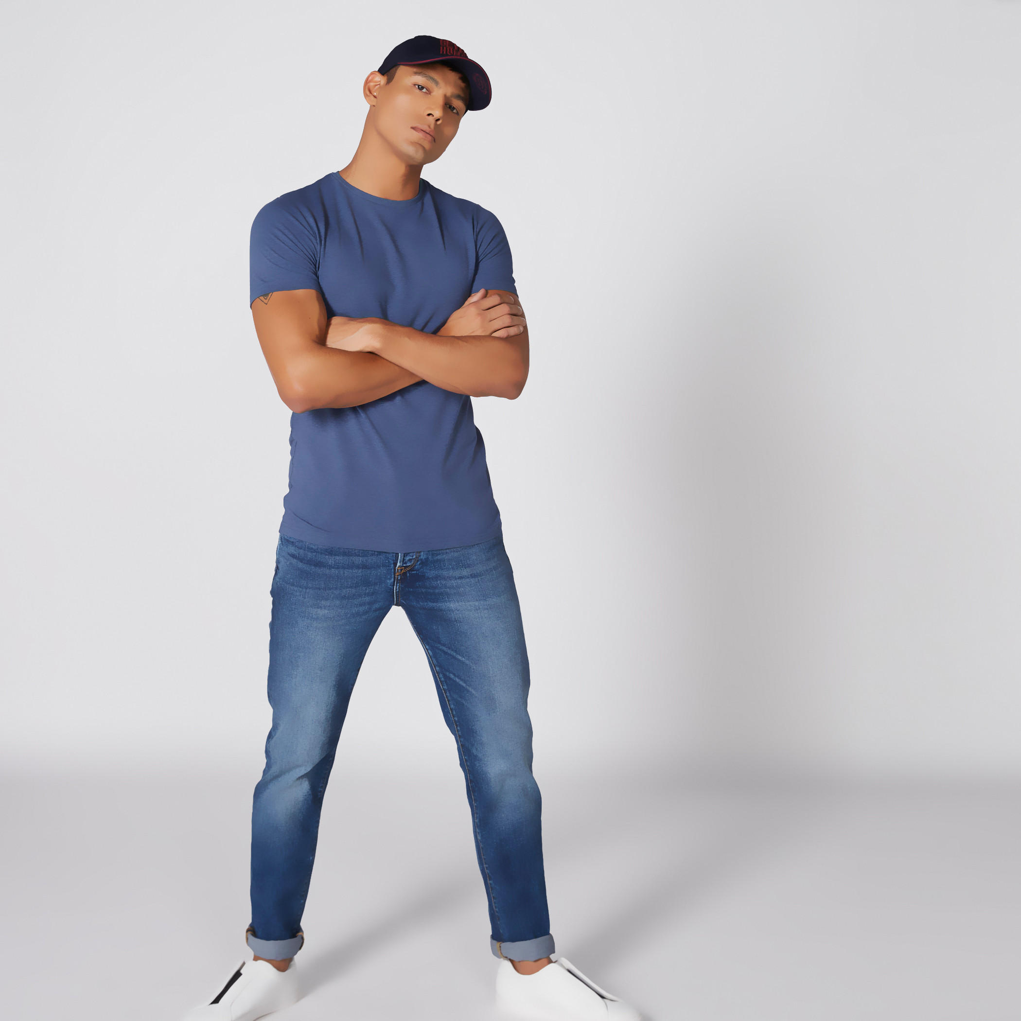 تيشيرت بياقة مستديرة وأكمام قصيرة من لي كوبر-men-clothing-tshirtsandpolos-tshirts-image-3