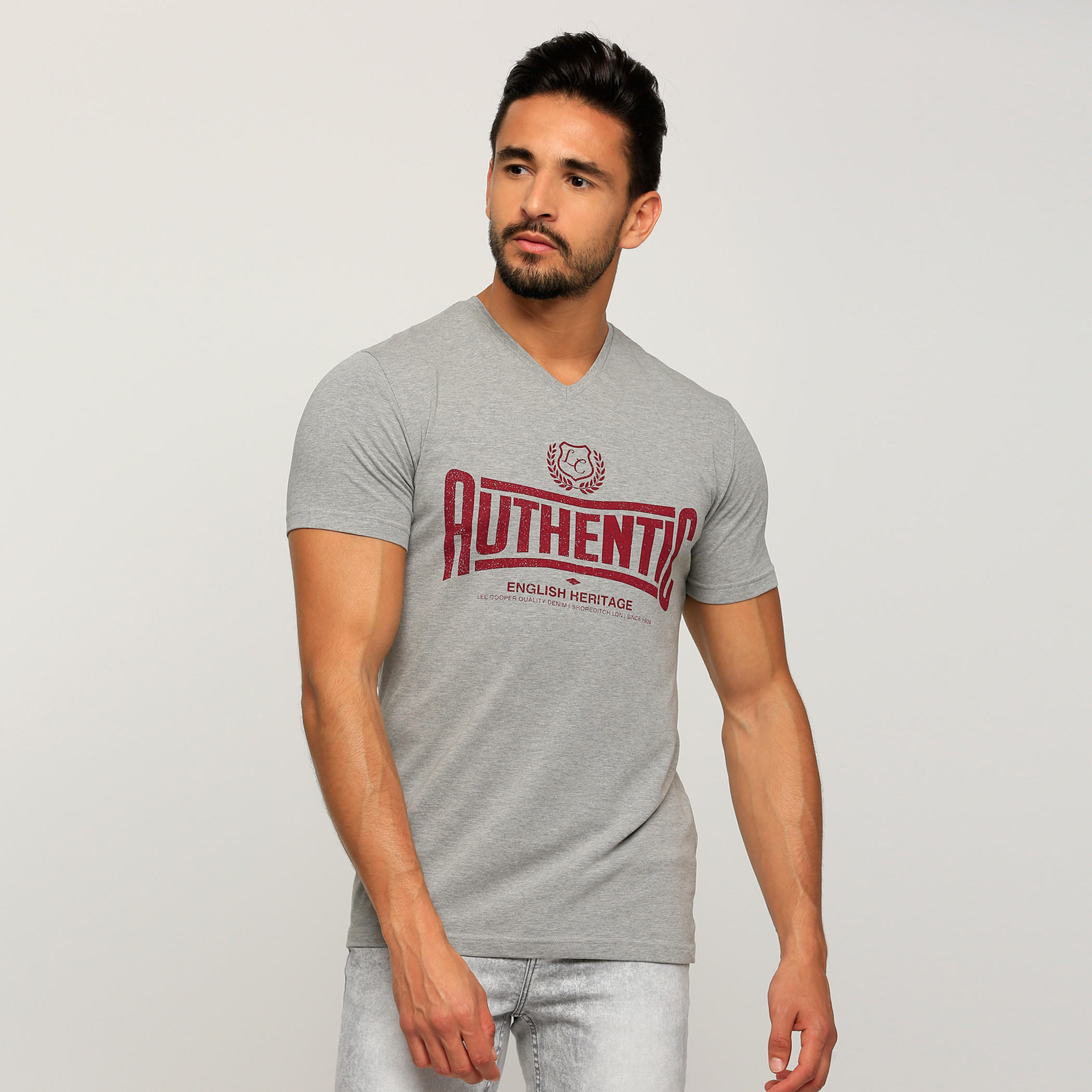 تيشيرت بياقة V وأكمام قصيرة من لي كوبر-men-clothing-tshirtsandpolos-tshirts-image-1