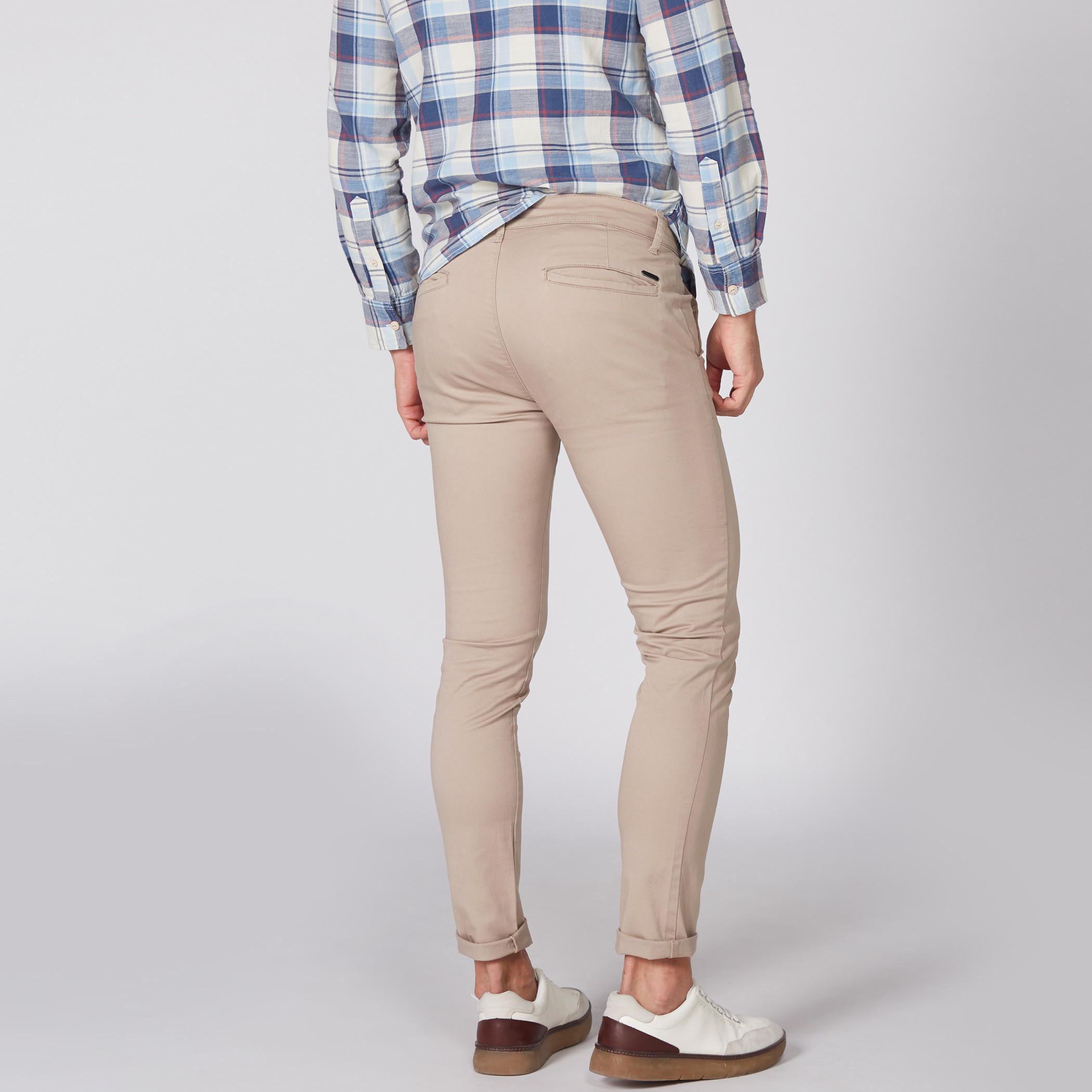 Lee Cooper Full Length Chinos with Button Closure and Pocket Detail-men-clothing-bottoms-trousersandchinos-trousers-image-4