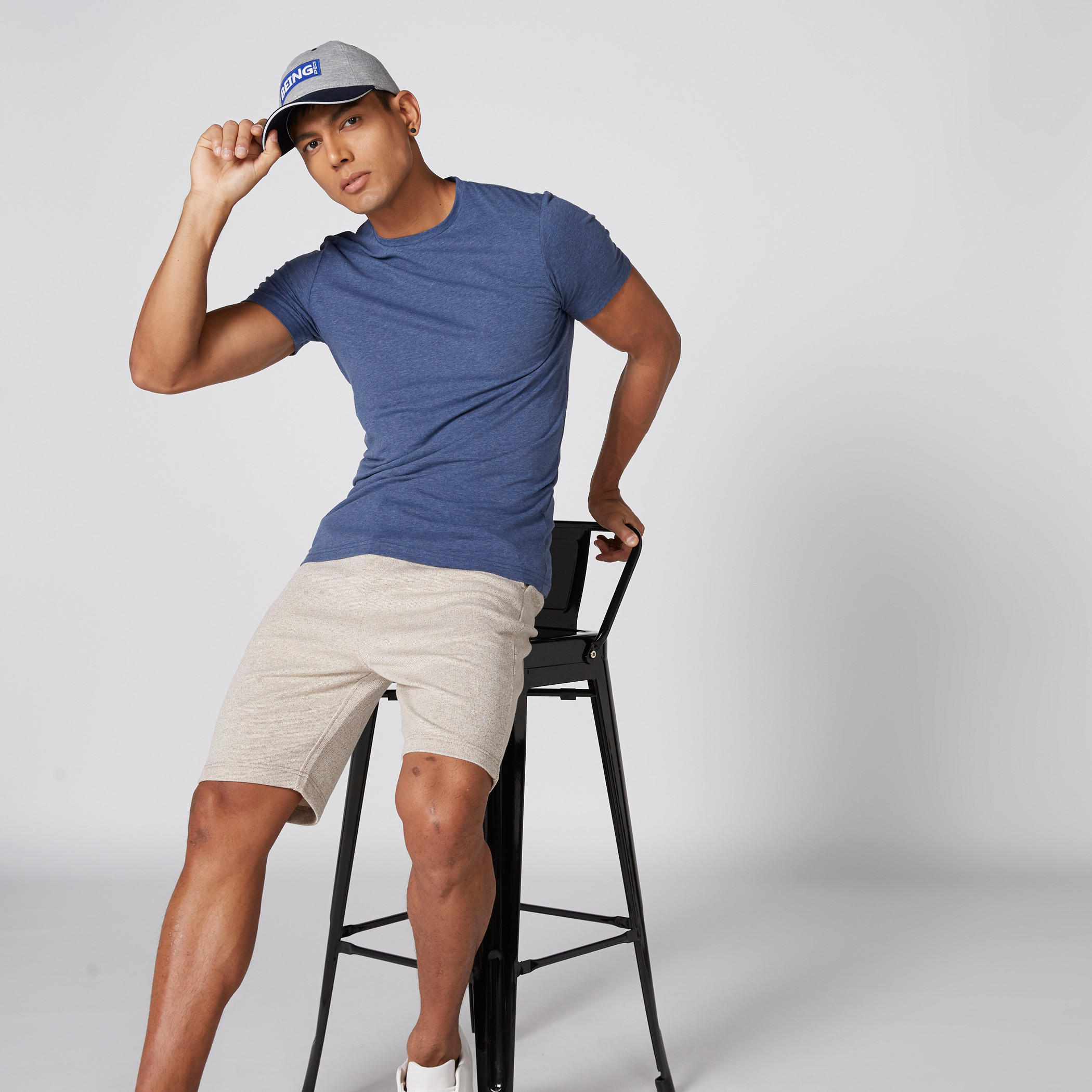 تيشيرت بياقة مستديرة وأكمام قصيرة من لي كوبر-men-clothing-tshirtsandpolos-tshirts-image-1