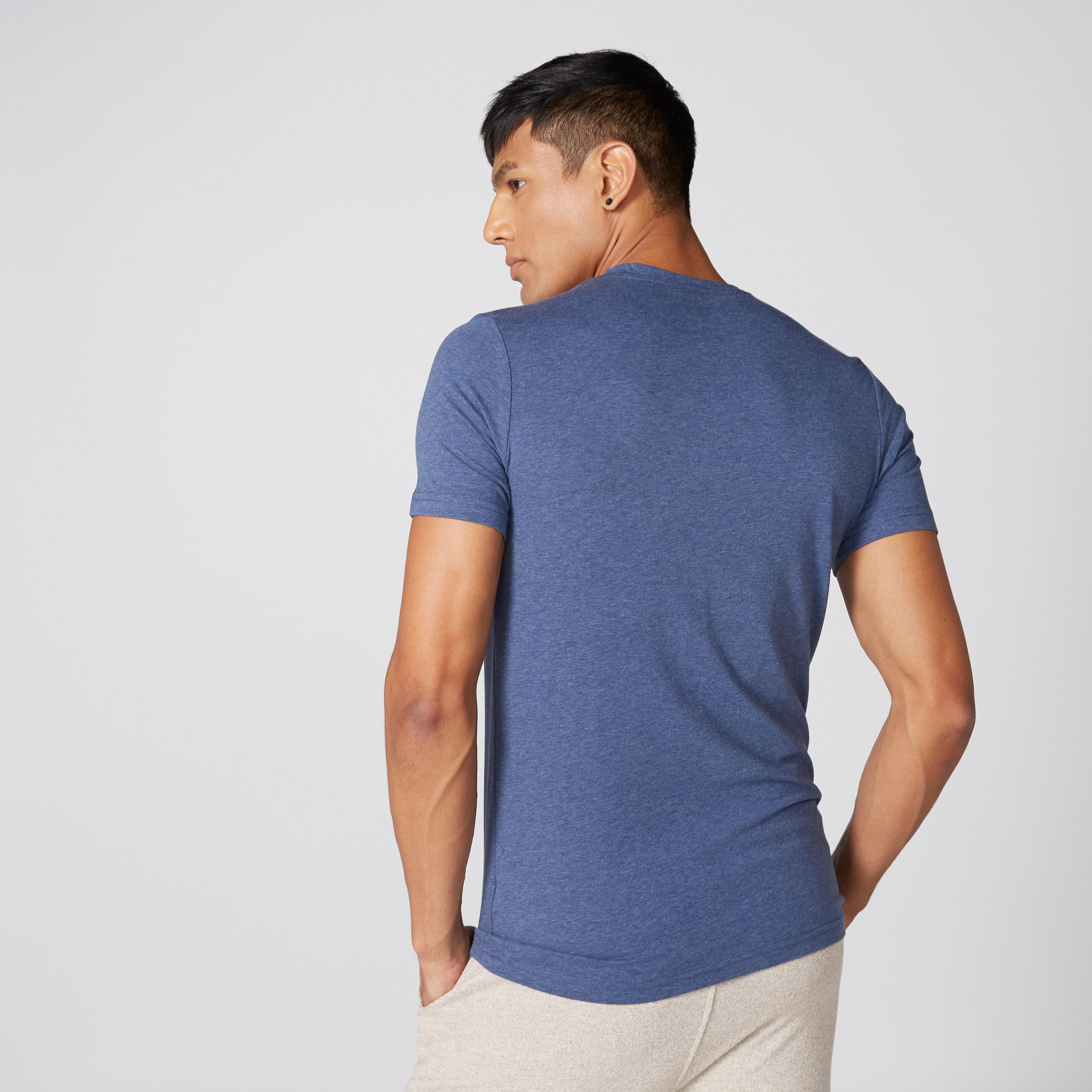 تيشيرت بياقة مستديرة وأكمام قصيرة من لي كوبر-men-clothing-tshirtsandpolos-tshirts-image-2