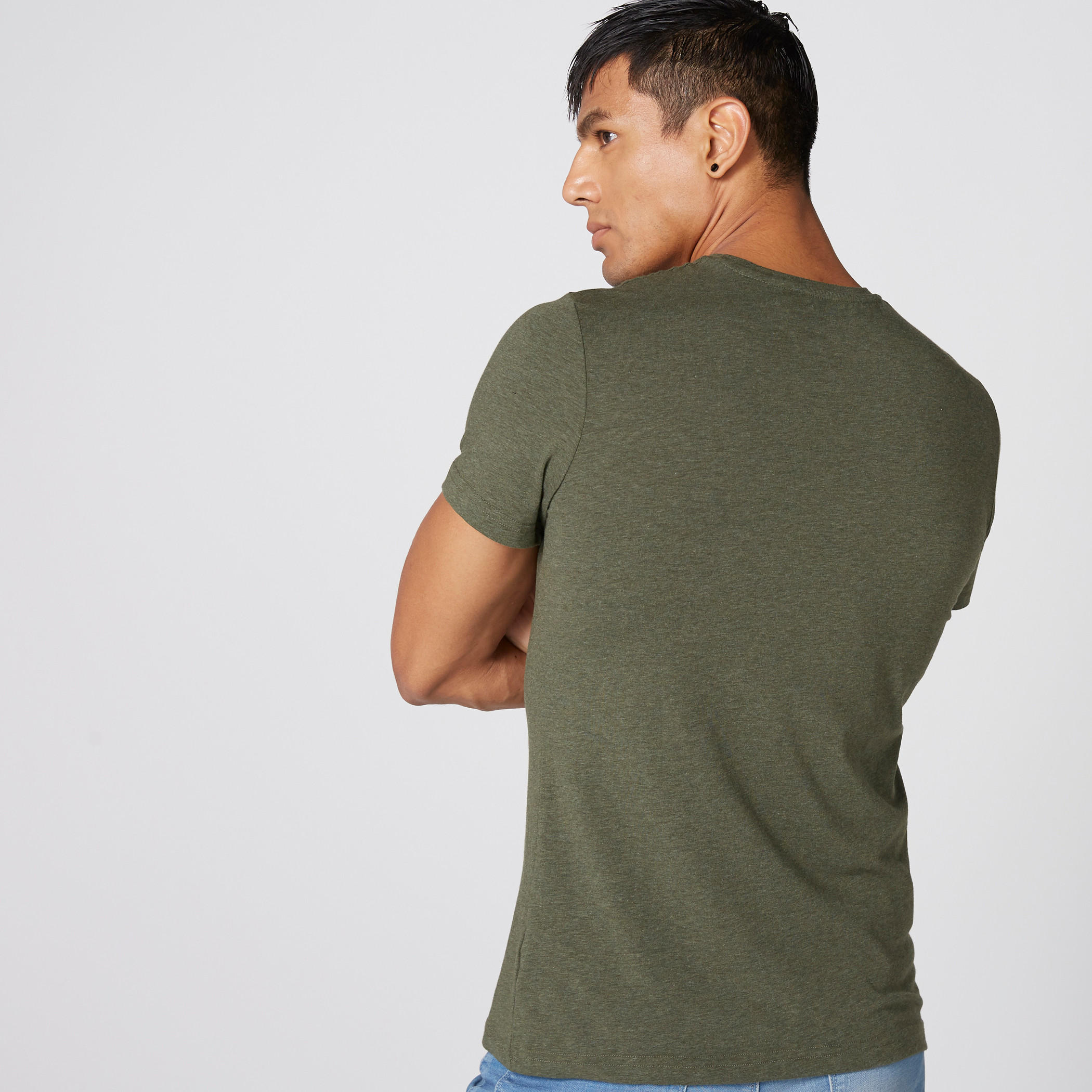 تيشيرت بياقة مستديرة وأكمام قصيرة من لي كوبر-men-clothing-tshirtsandpolos-tshirts-image-2