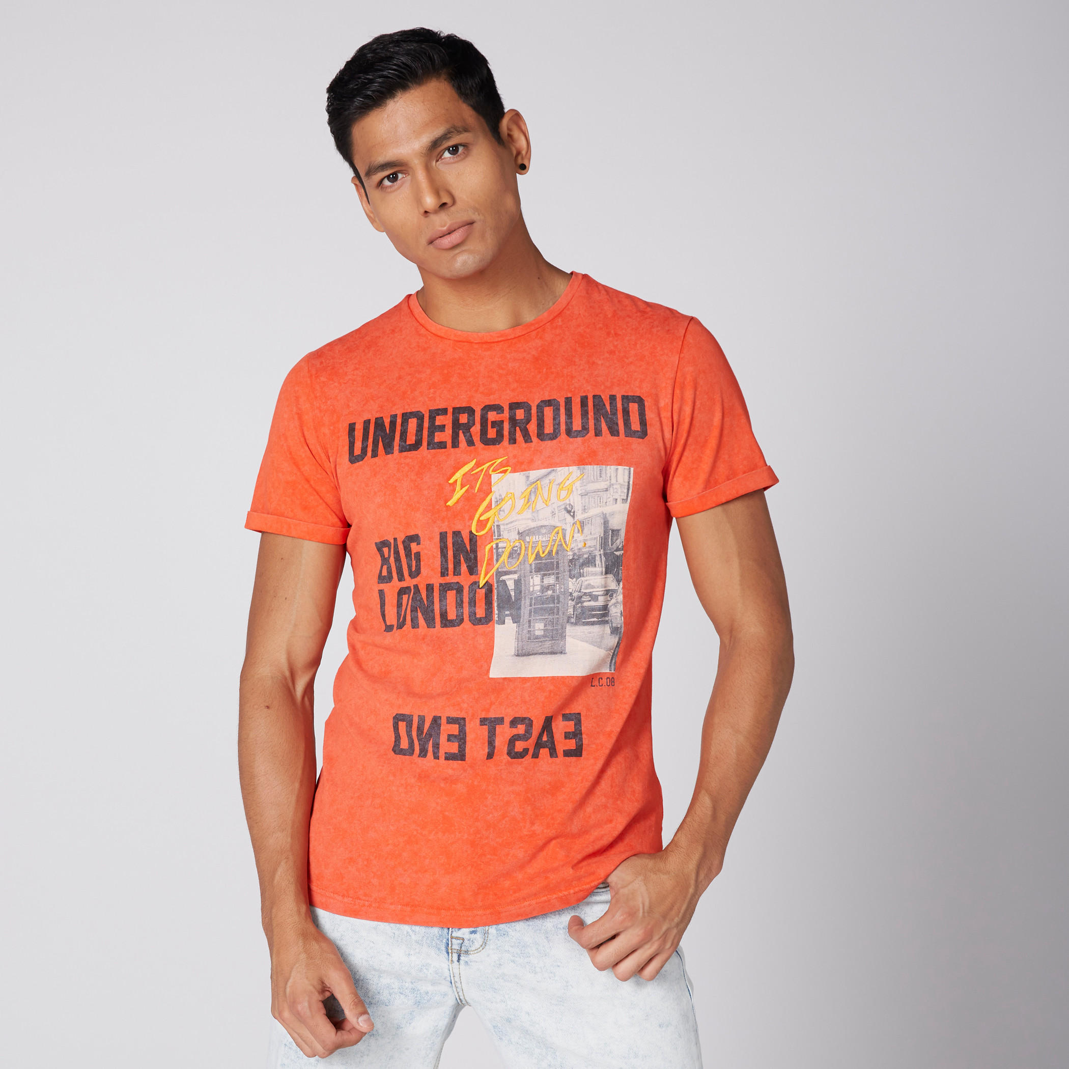 تيشيرت بياقة مستديرة وأكمام قصيرة من لي كوبر-men-clothing-tshirtsandpolos-tshirts-image-2