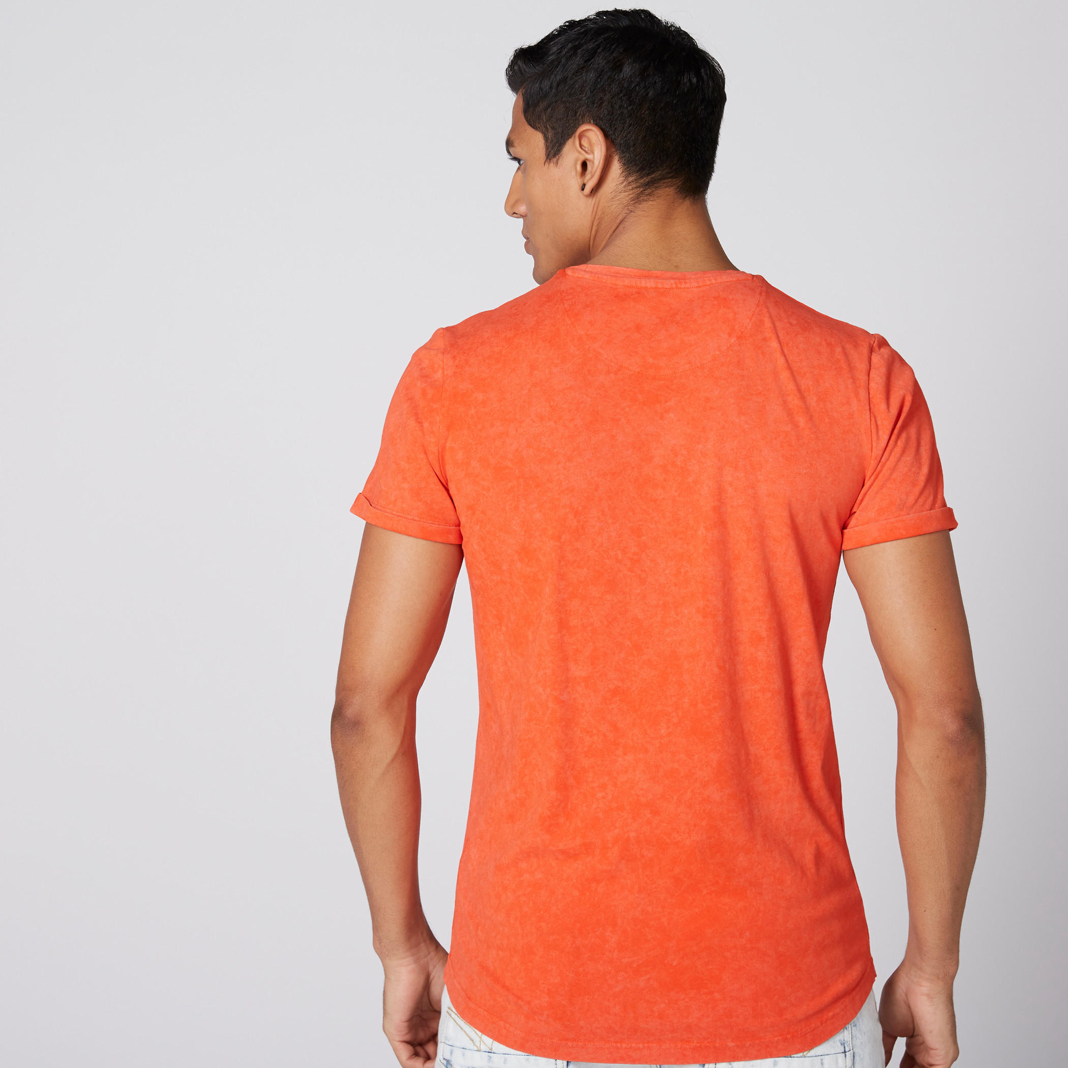 تيشيرت بياقة مستديرة وأكمام قصيرة من لي كوبر-men-clothing-tshirtsandpolos-tshirts-image-3