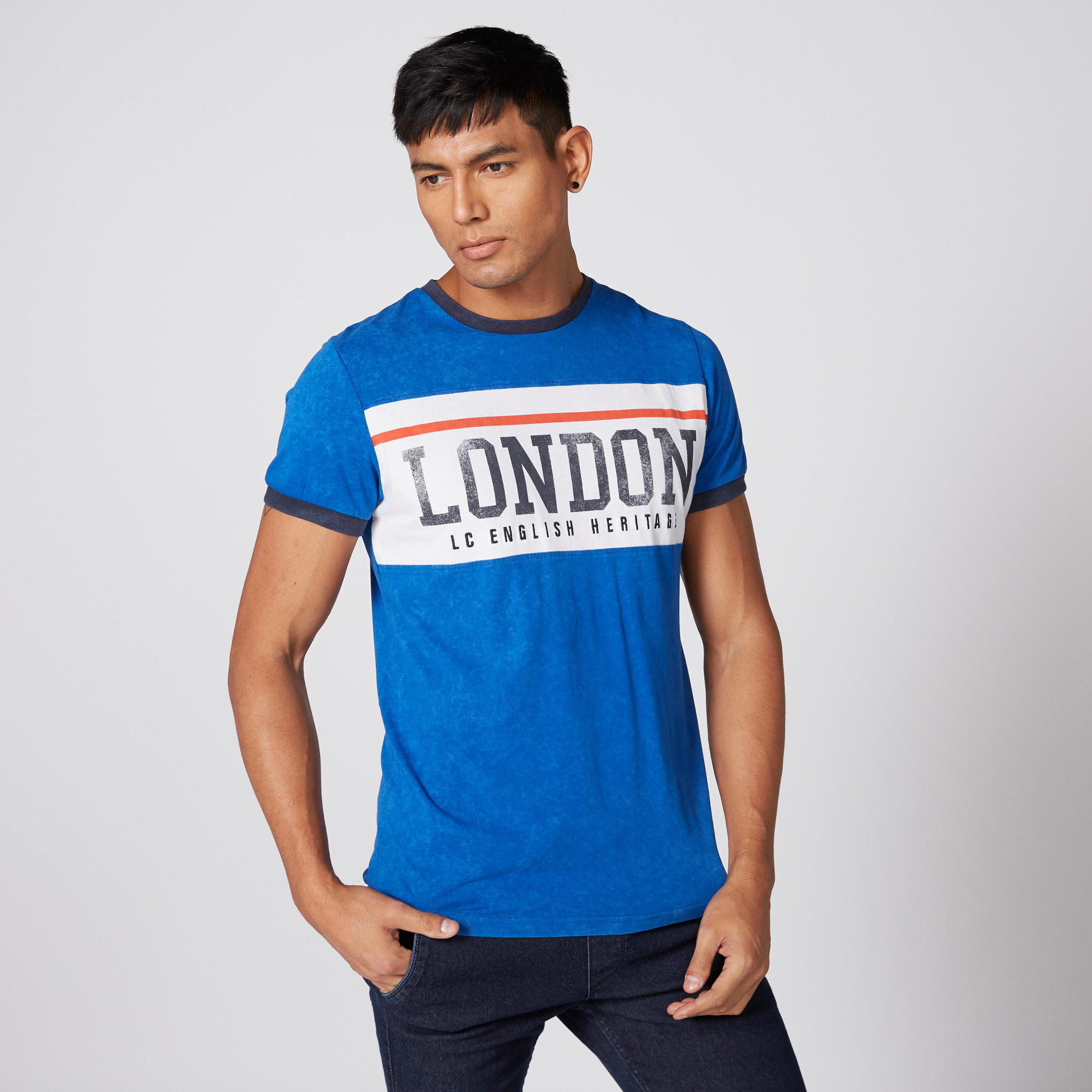 تيشيرت بطبعات بياقة مستديرة وأكمام قصيرة من لي كوبر-men-clothing-tshirtsandpolos-tshirts-image-1