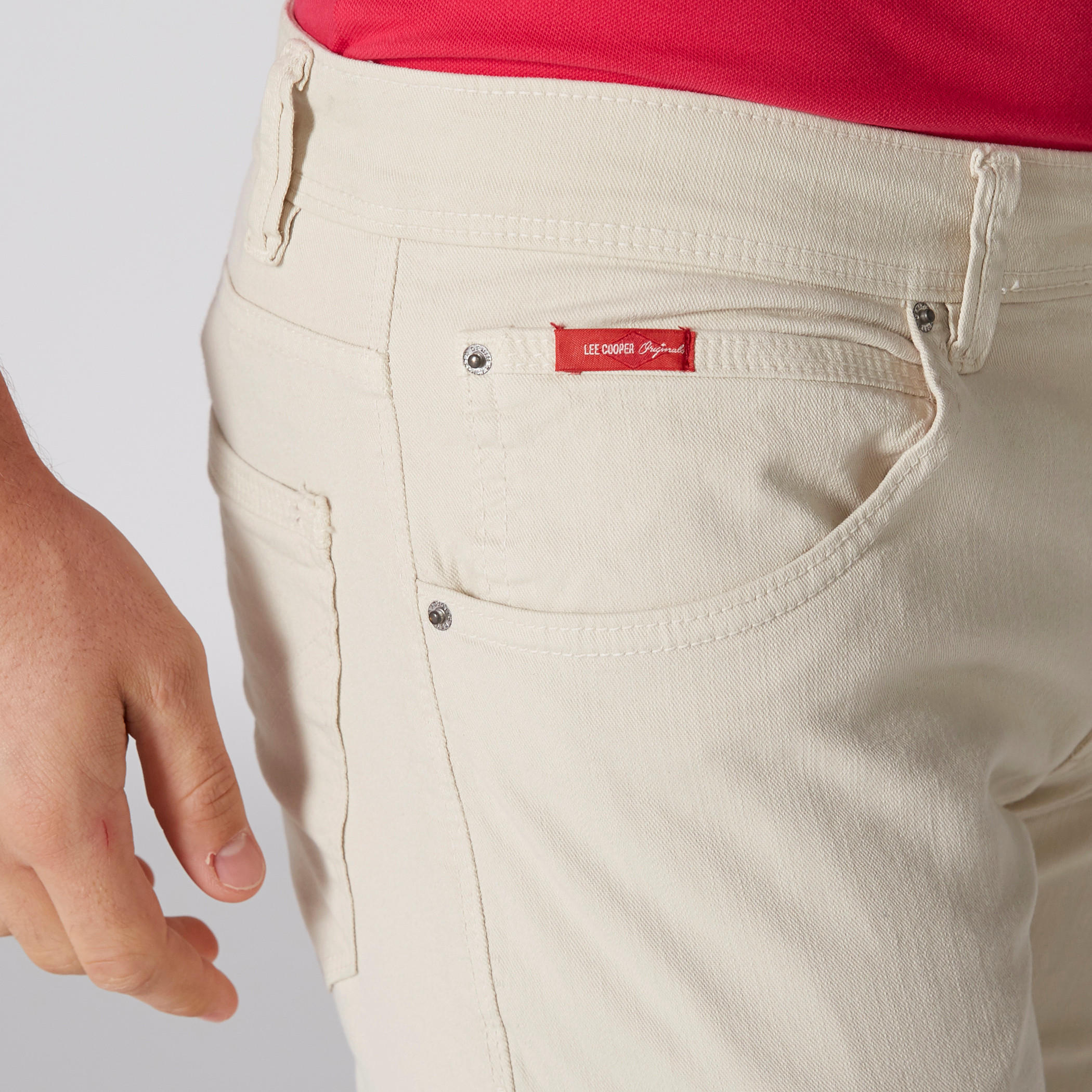 شورت من الدينم بزر إغلاق وجيوب من لي كوبر-men-clothing-bottoms-shorts-image-4