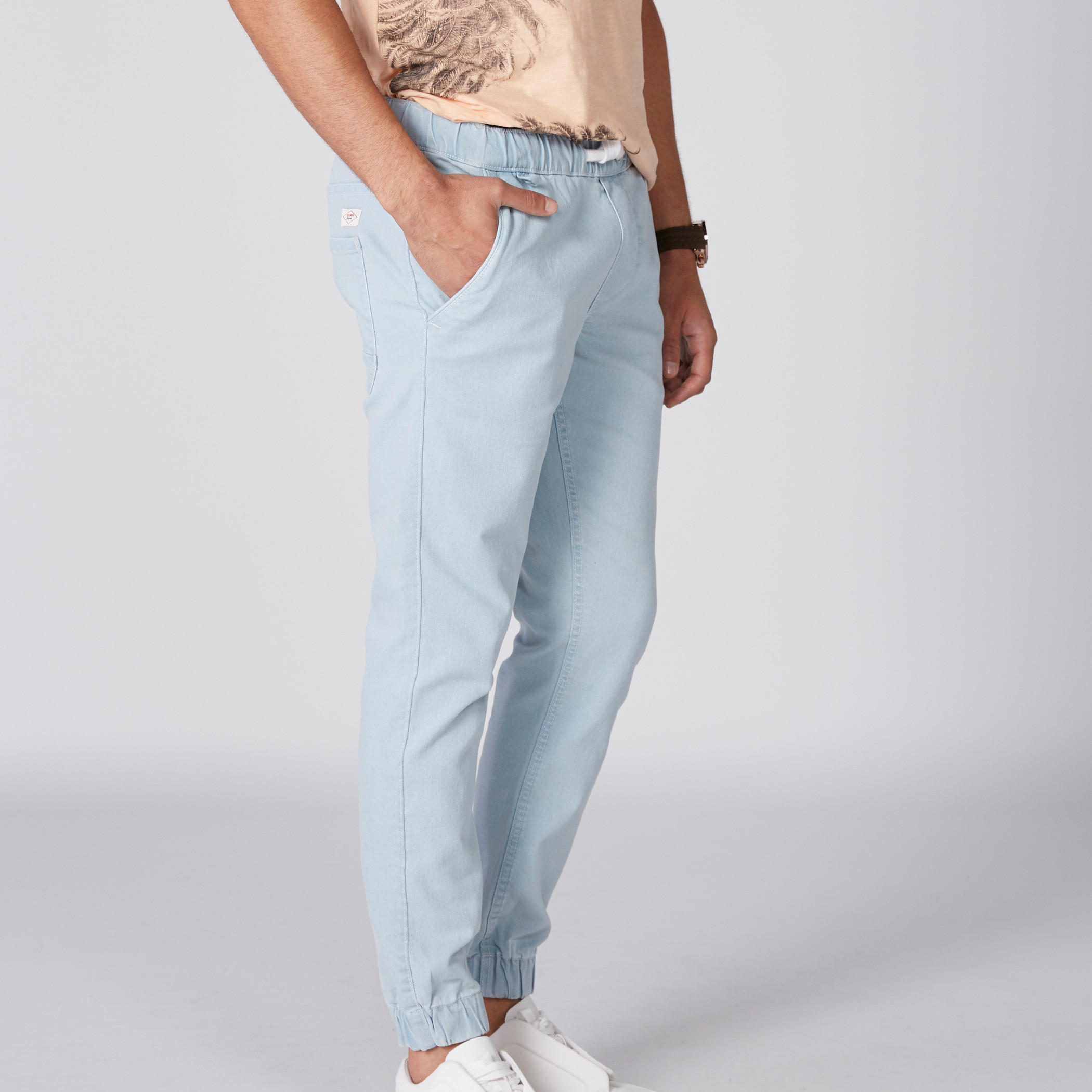 بنطال رياضي بخصر مطاطي وجيوب من لي كوبر-men-clothing-bottoms-joggers-image-4