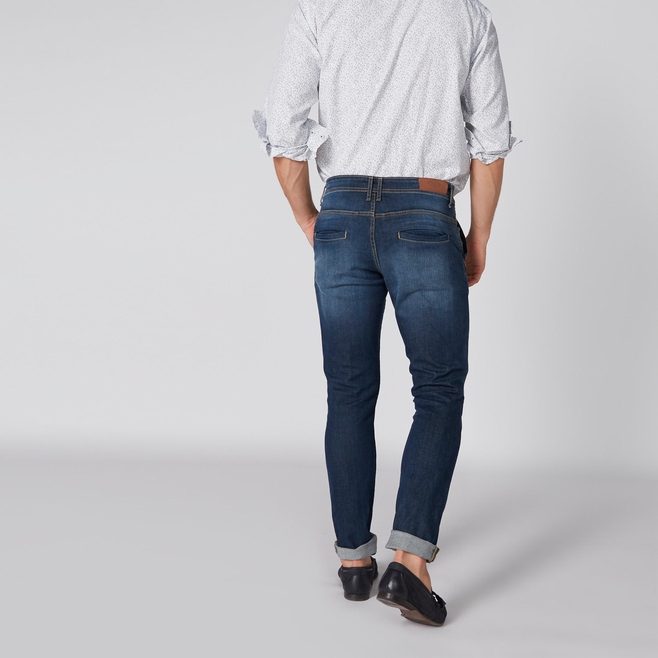 بنطال جينز طويل بزر إغلاق وجيوب من لي كوبر-men-clothing-bottoms-jeans-image-2