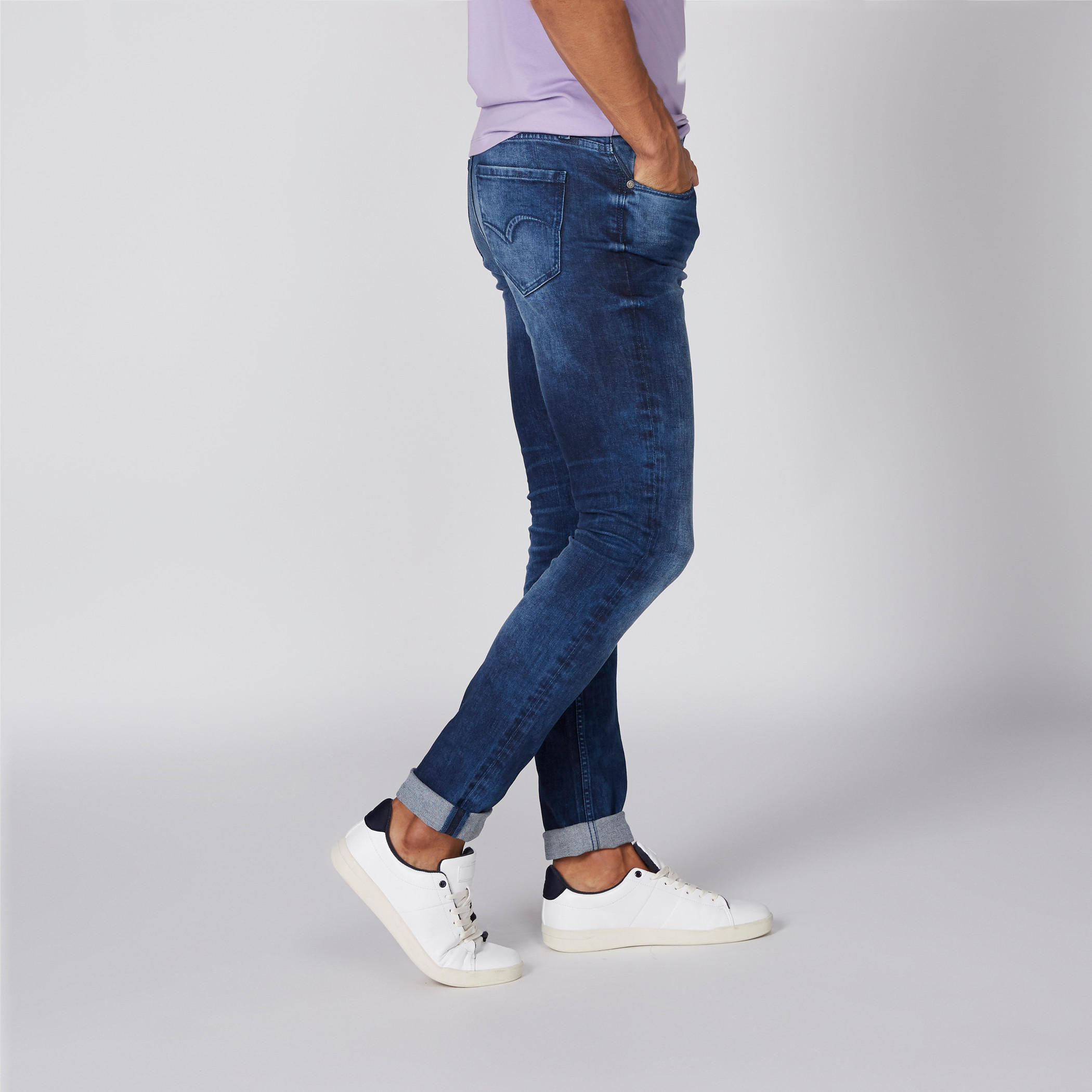 بنطال جينز بتصميم باهت وقصّة ضيّقة من لي كوبر-men-clothing-bottoms-jeans-image-4