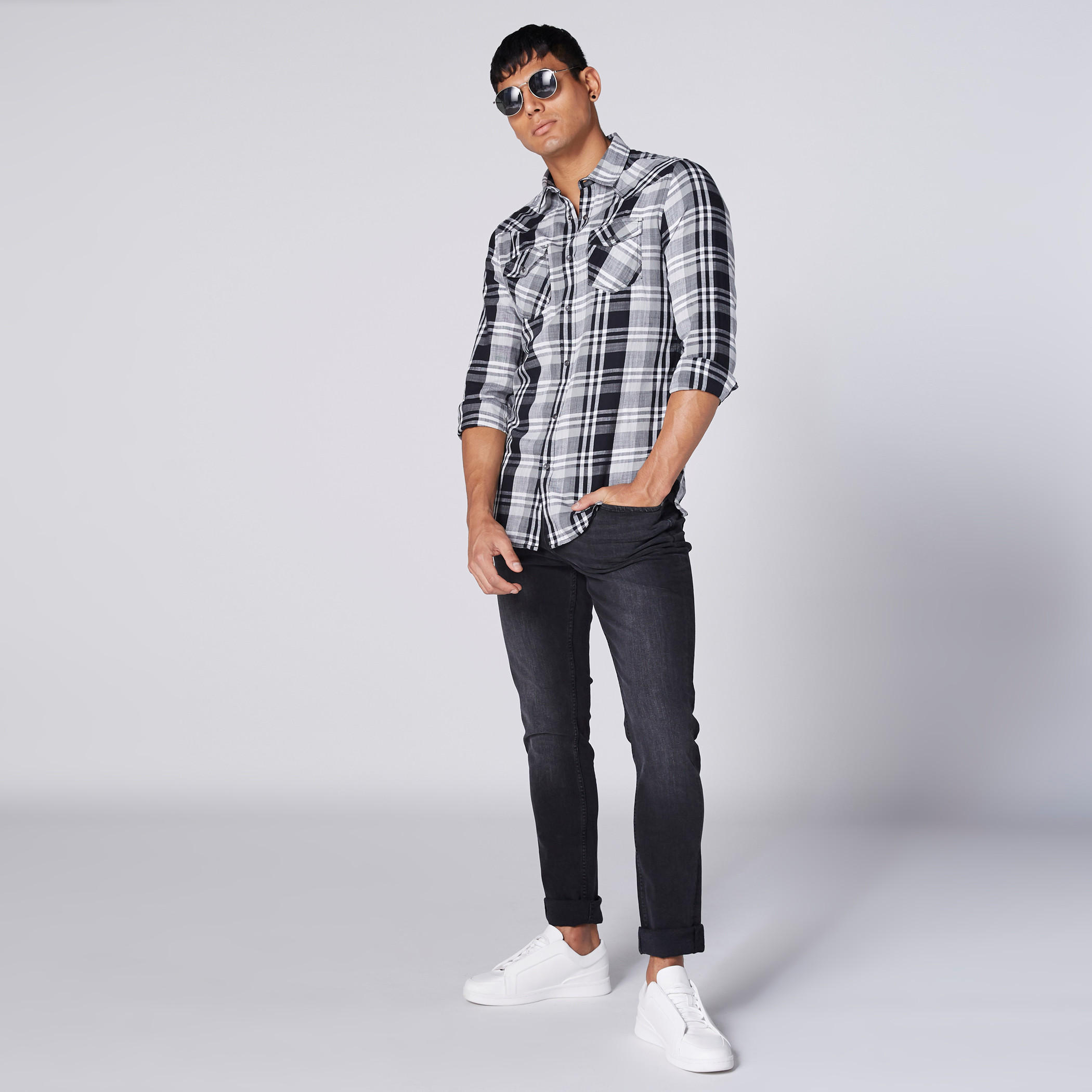 بنطال جينز طويل بزر إغلاق وجيوب من لي كوبر-men-clothing-bottoms-jeans-image-1