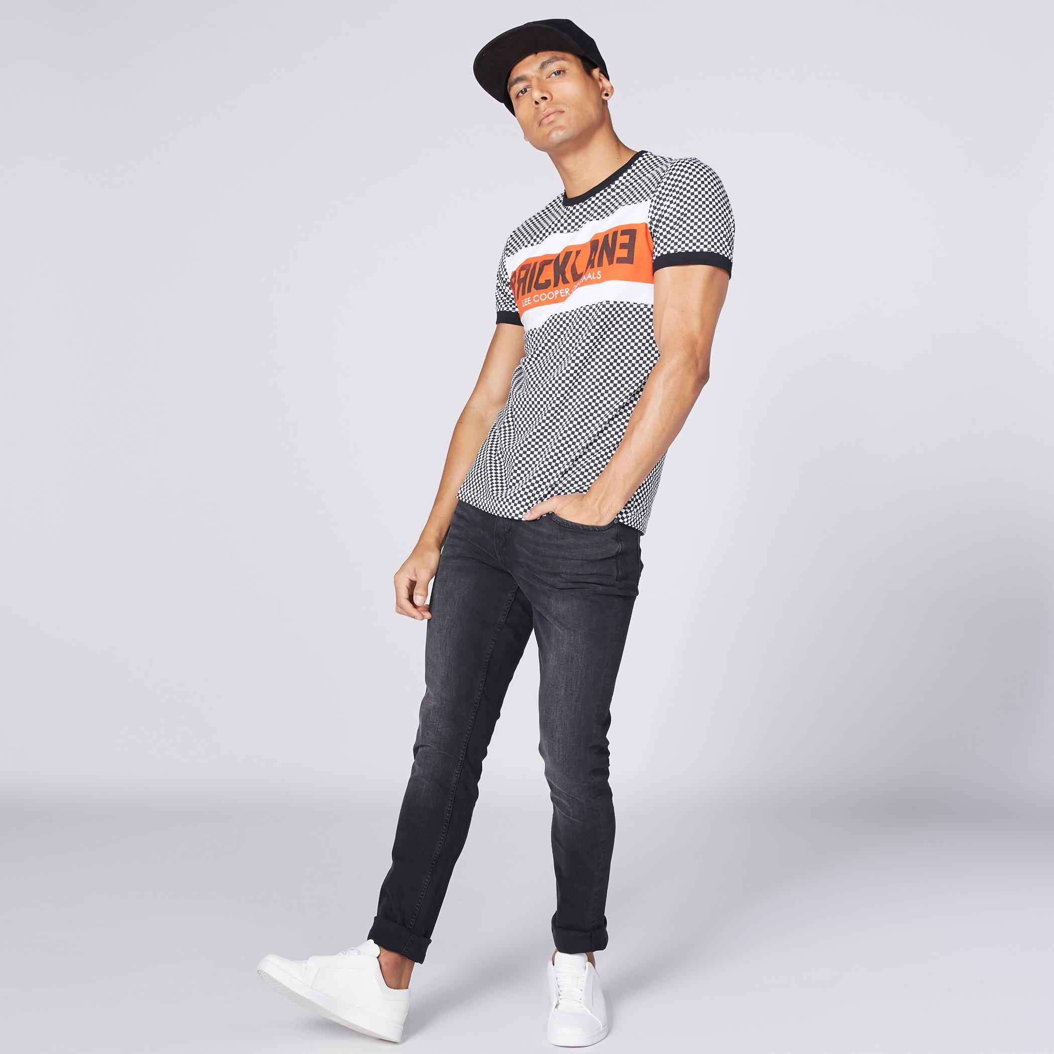 تيشيرت بياقة مستديرة وأكمام قصيرة وطبعات من لي كوبر-men-clothing-tshirtsandpolos-tshirts-image-3
