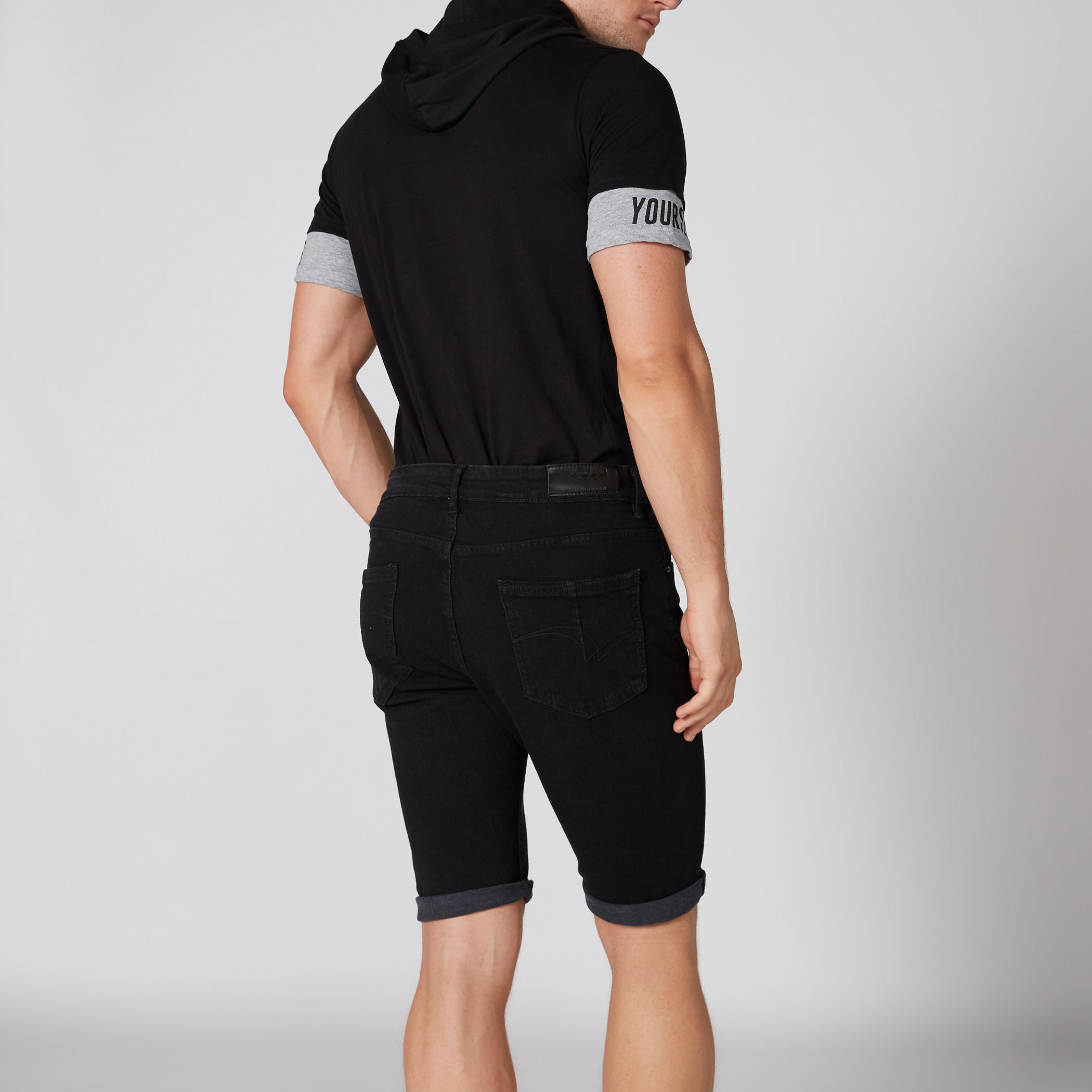 شورت من الدينم بزر إغلاق وجيوب من لي كوبر-men-clothing-bottoms-shorts-image-2