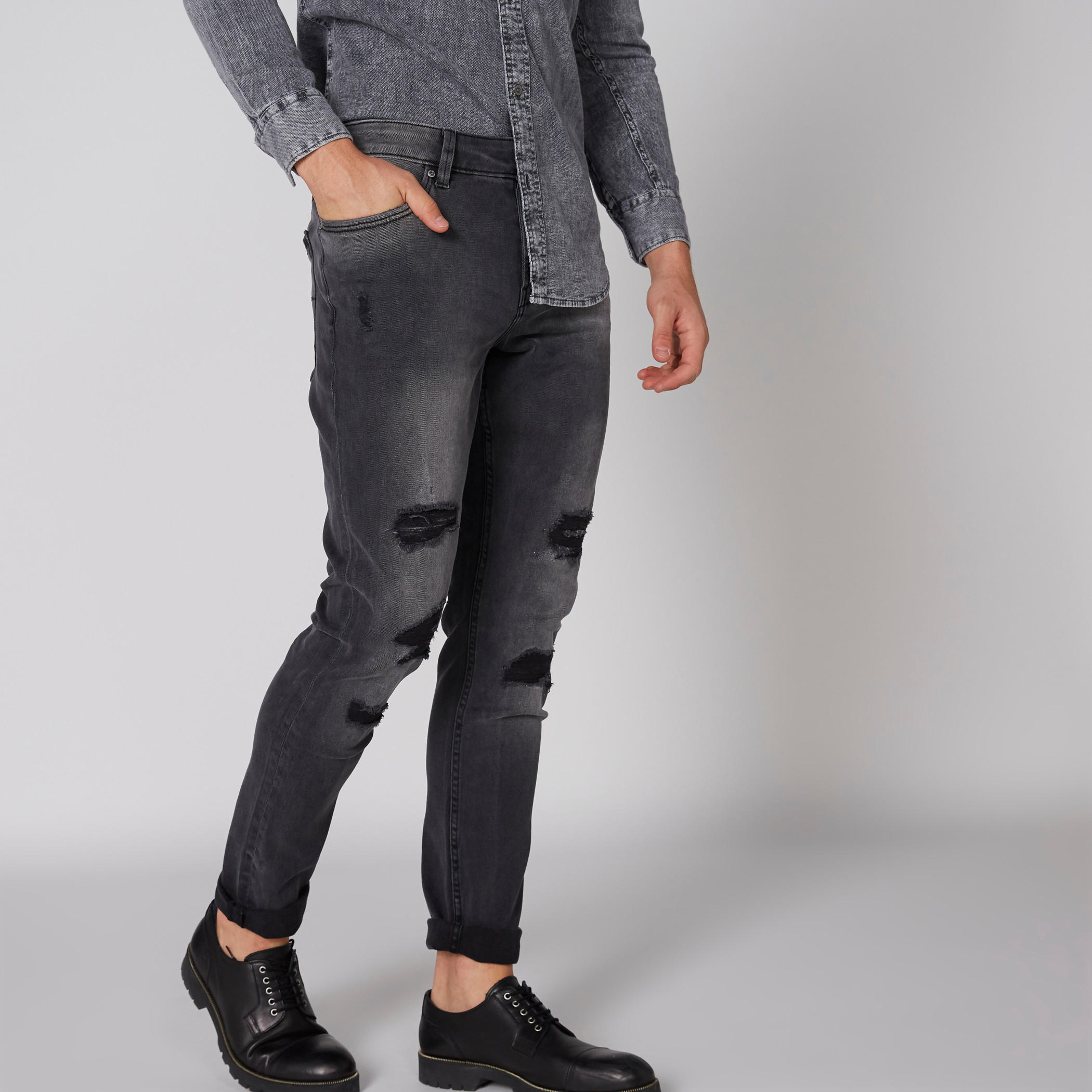 بنطال جينز طويل ممزق بجيوب من لي كوبر-men-clothing-bottoms-jeans-image-1