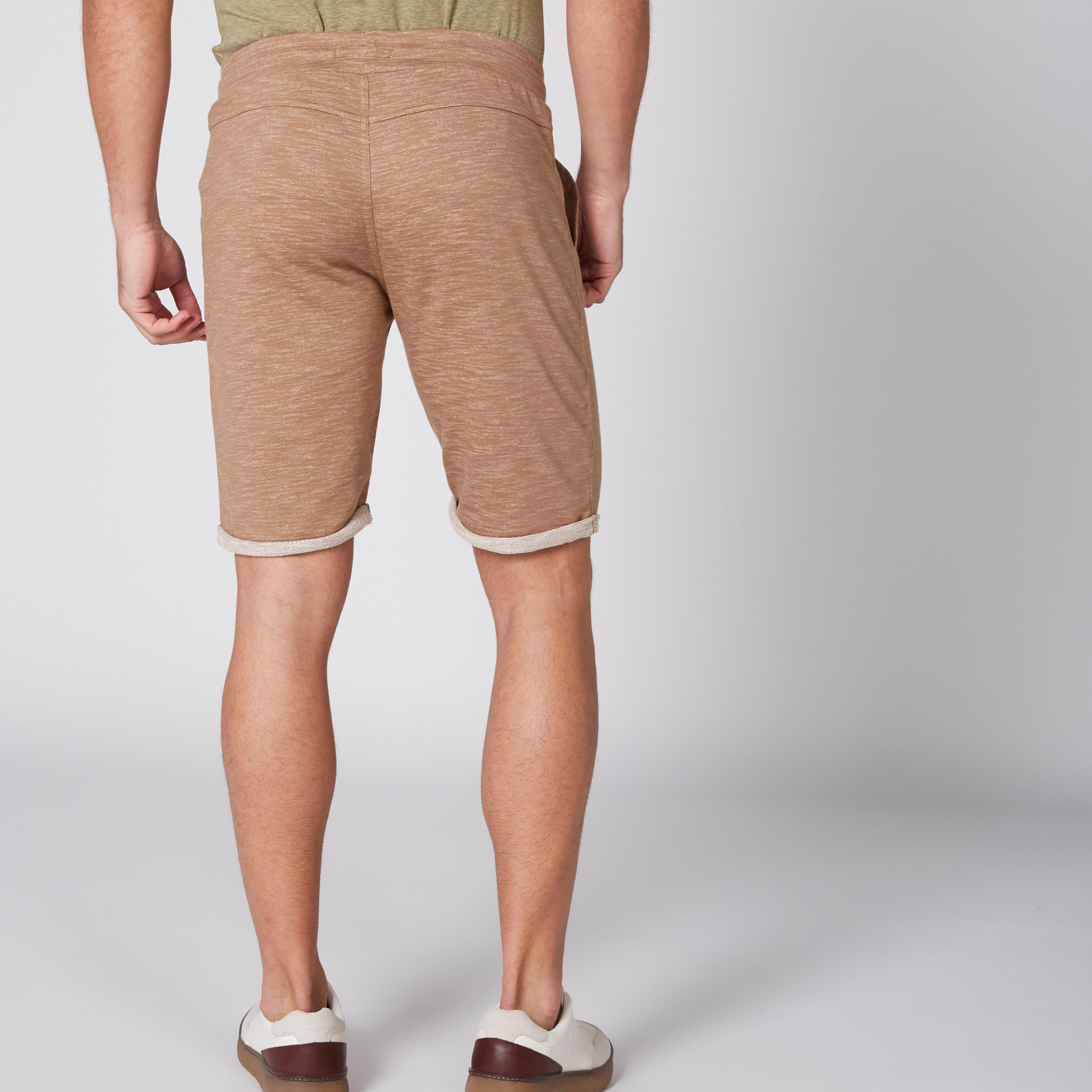 شورت بارز الملمس بخصر مطّاطي وجيوب من لي كوبر-men-clothing-bottoms-shorts-image-5