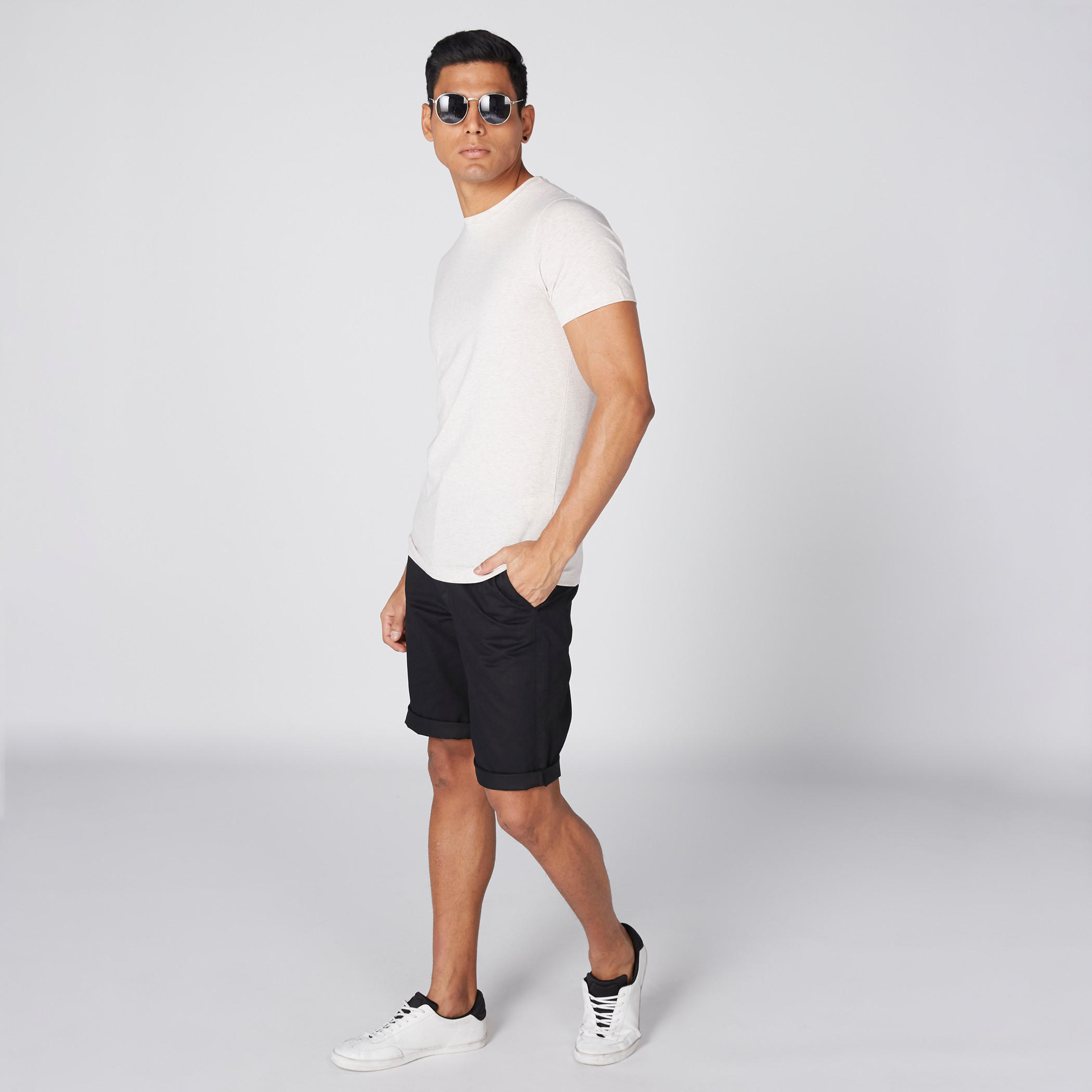 تيشيرت بياقة مستديرة وأكمام قصيرة من لي كوبر-men-clothing-tshirtsandpolos-tshirts-image-1