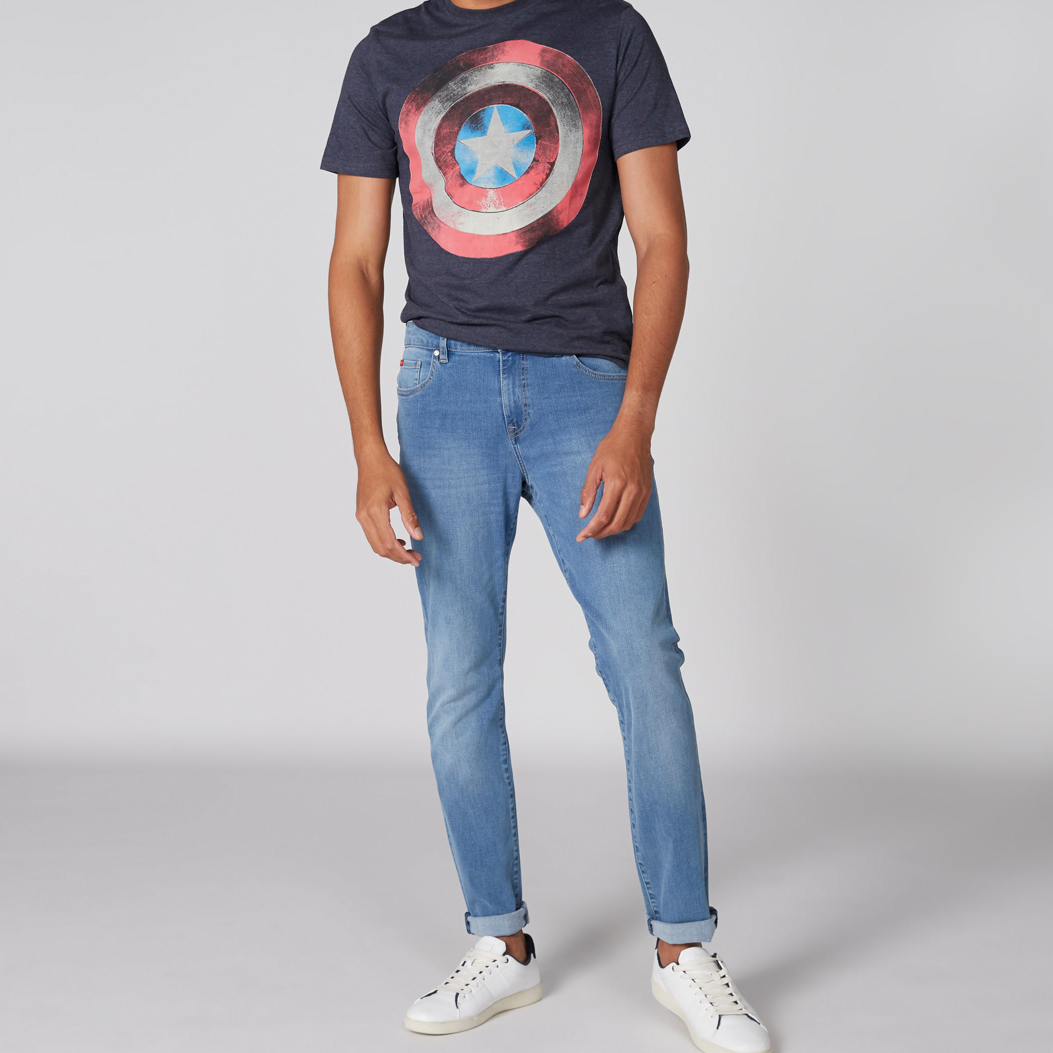 بنطال جينز طويل بزر إغلاق وجيوب من لي كوبر-men-clothing-bottoms-jeans-image-1