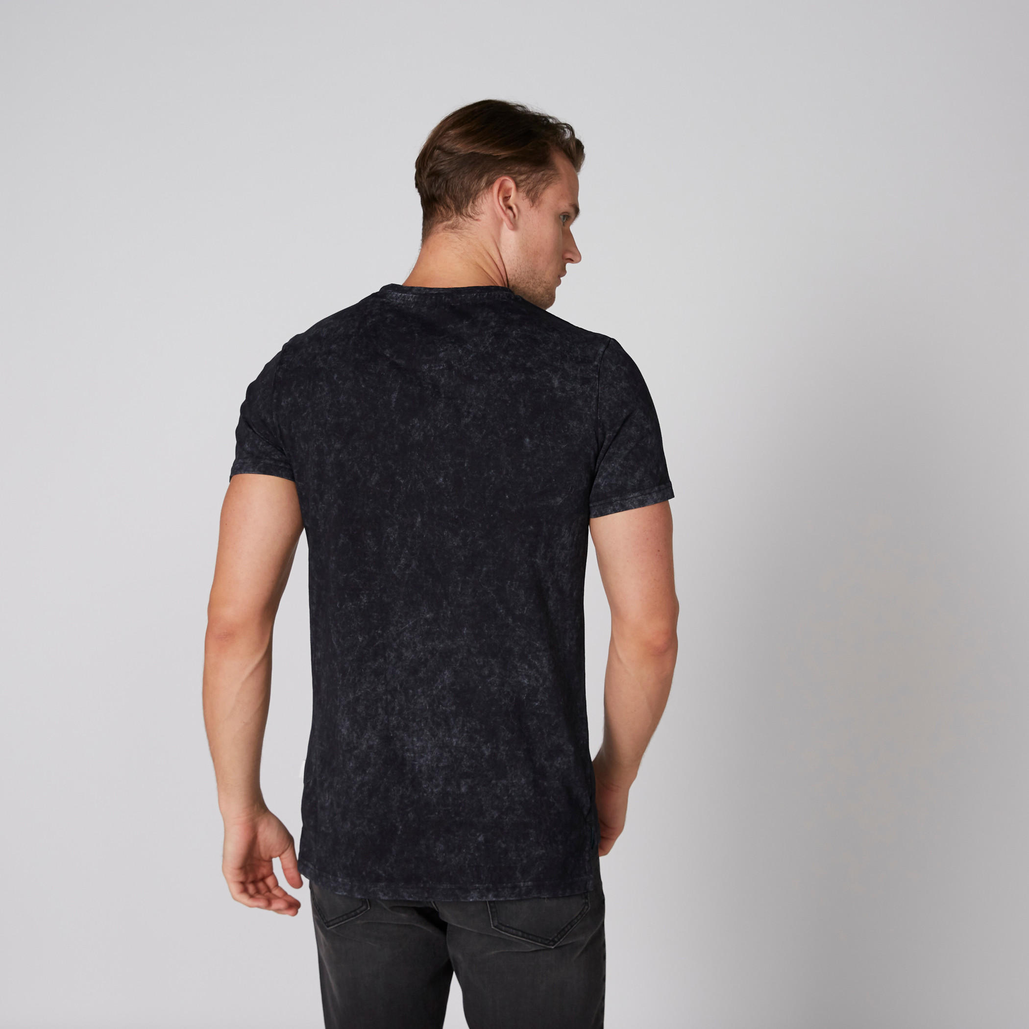 تيشيرت بياقة مستديرة وأكمام قصيرة وطبعات من لي كوبر-men-clothing-tshirtsandpolos-tshirts-image-3