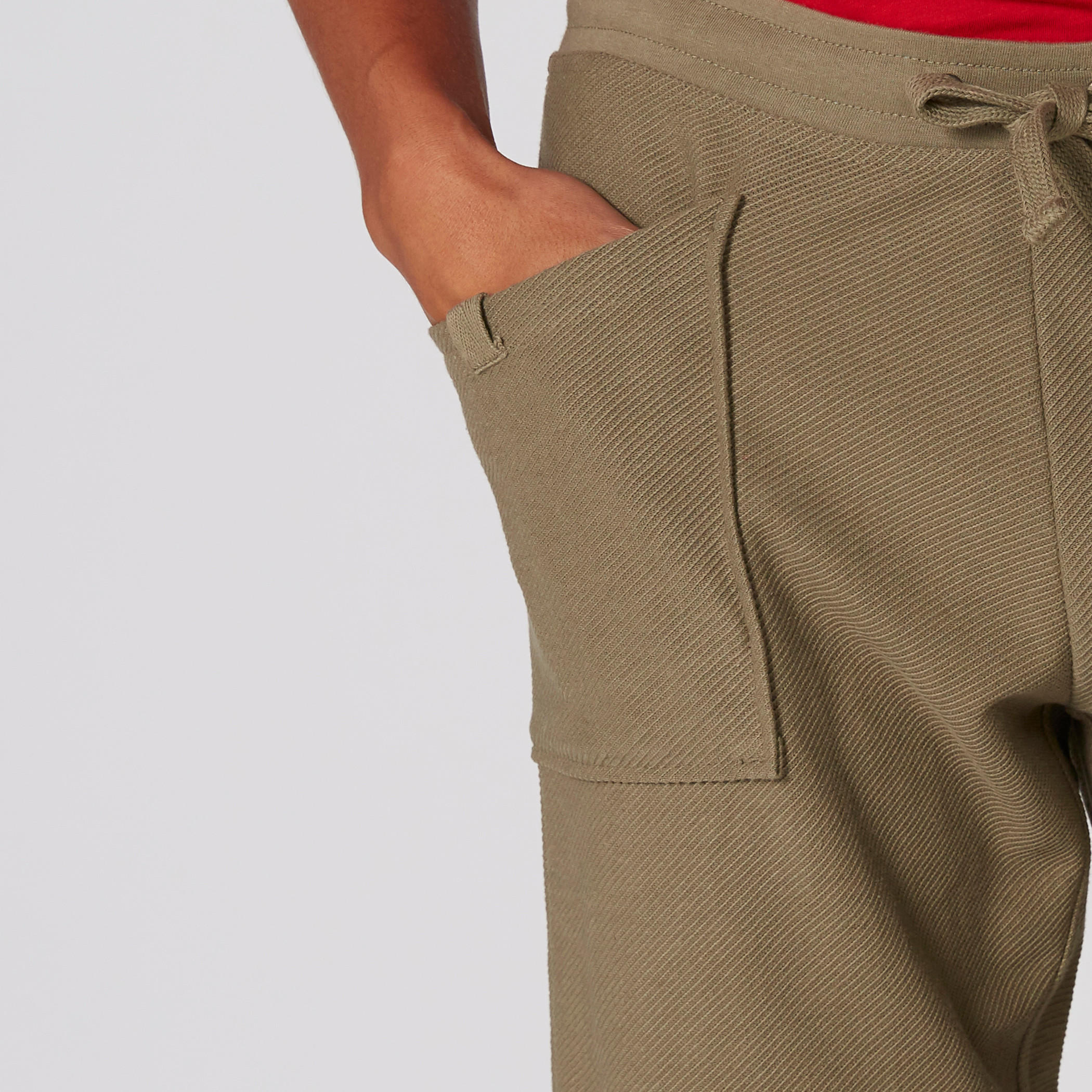 شورت بارز الملمس برباط وجيوب من لي كوبر-men-clothing-bottoms-shorts-image-4