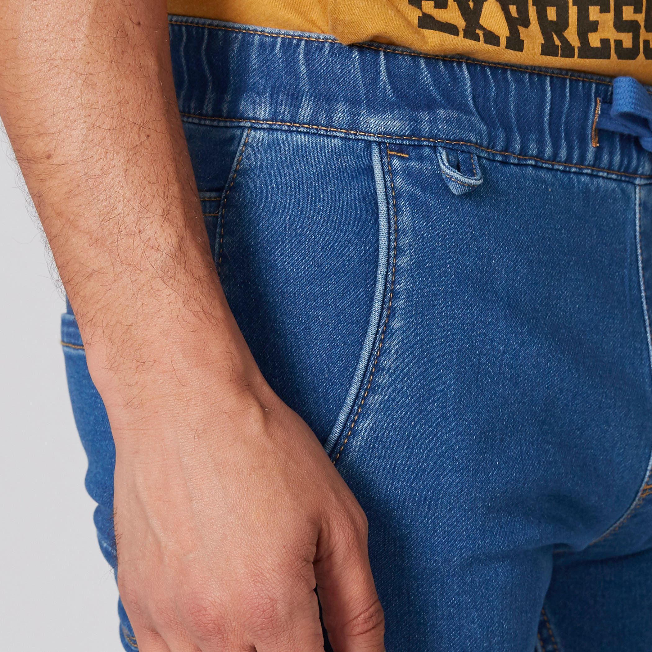 بنطال جينز طويل برباط إغلاق وجيوب من لي كوبر-men-clothing-bottoms-jeans-image-4