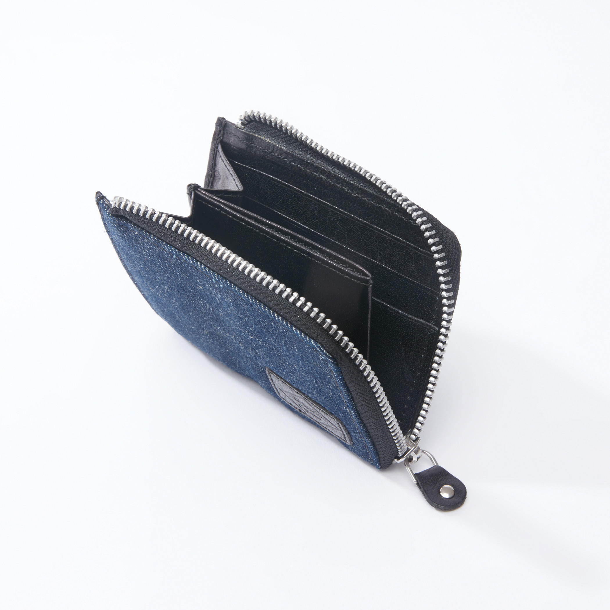 Lee Cooper Textured Wallet with Zip Closure-men-beltsandwallets-wallets-image-2