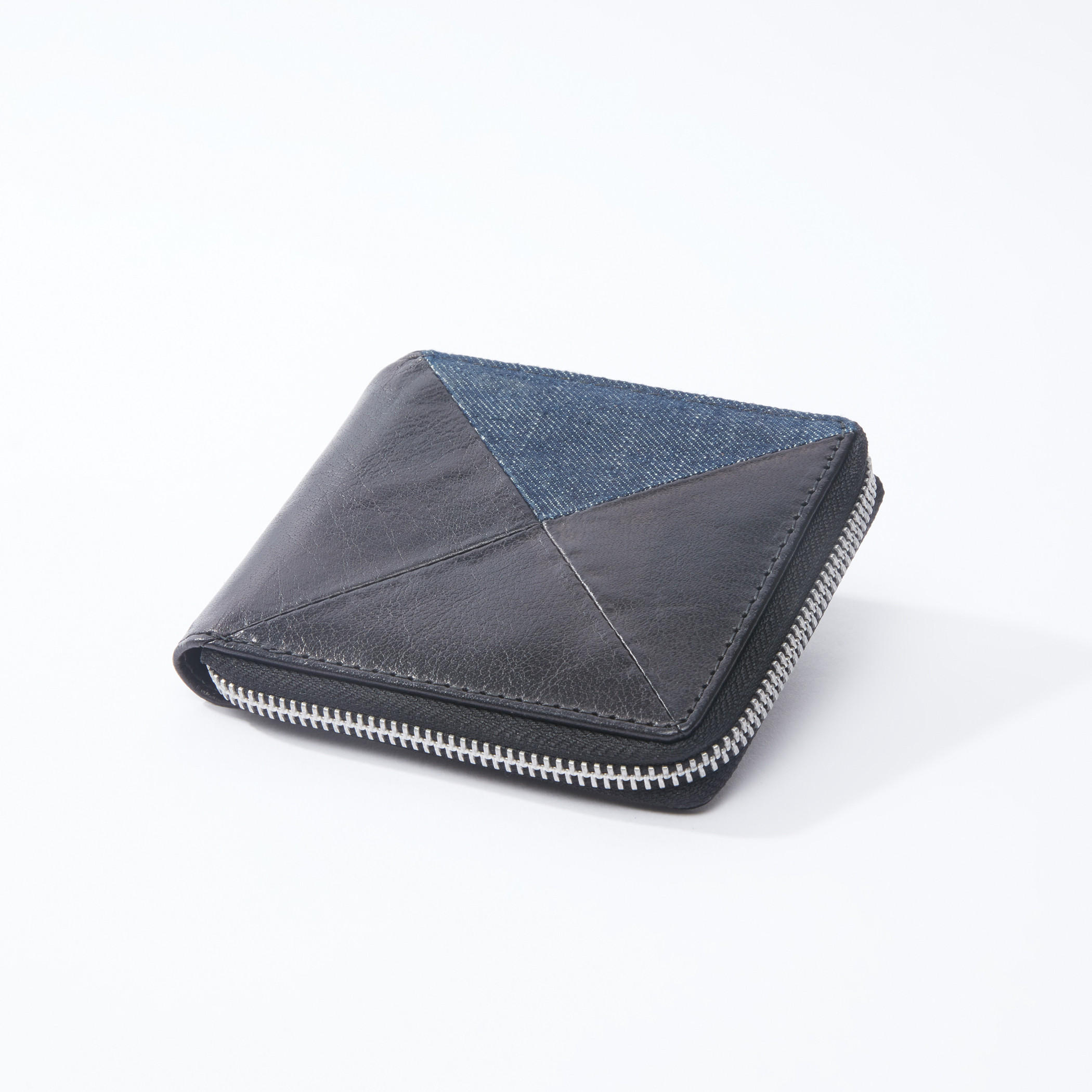 Lee Cooper Textured  Wallet with Zip Closure-men-beltsandwallets-wallets-image-1