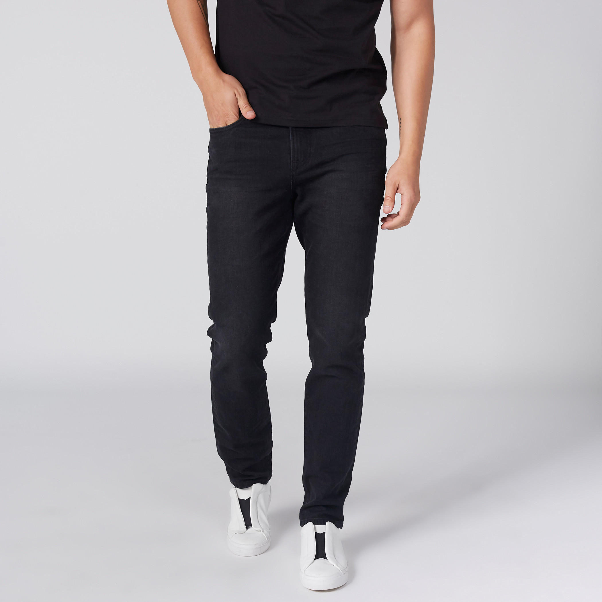 بنطال جينز طويل بجيوب وسحّاب إغلاق-men-clothing-bottoms-jeans-image-2