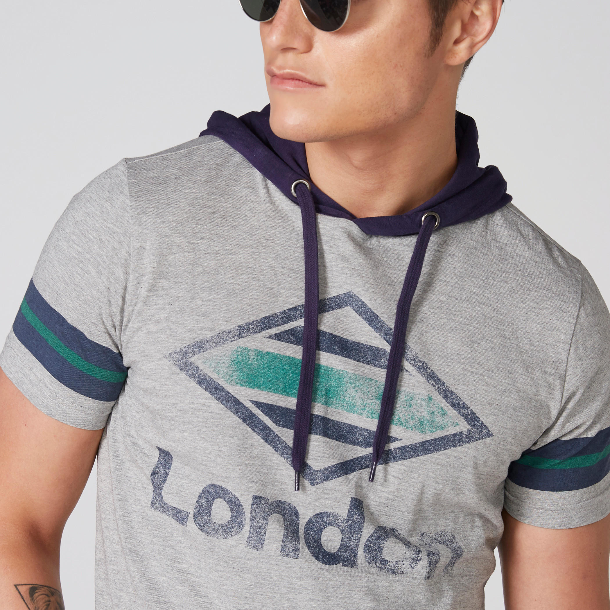 Printed T-Shirt with Short Sleeves and Hood-men-clothing-tshirtsandpolos-tshirts-image-4