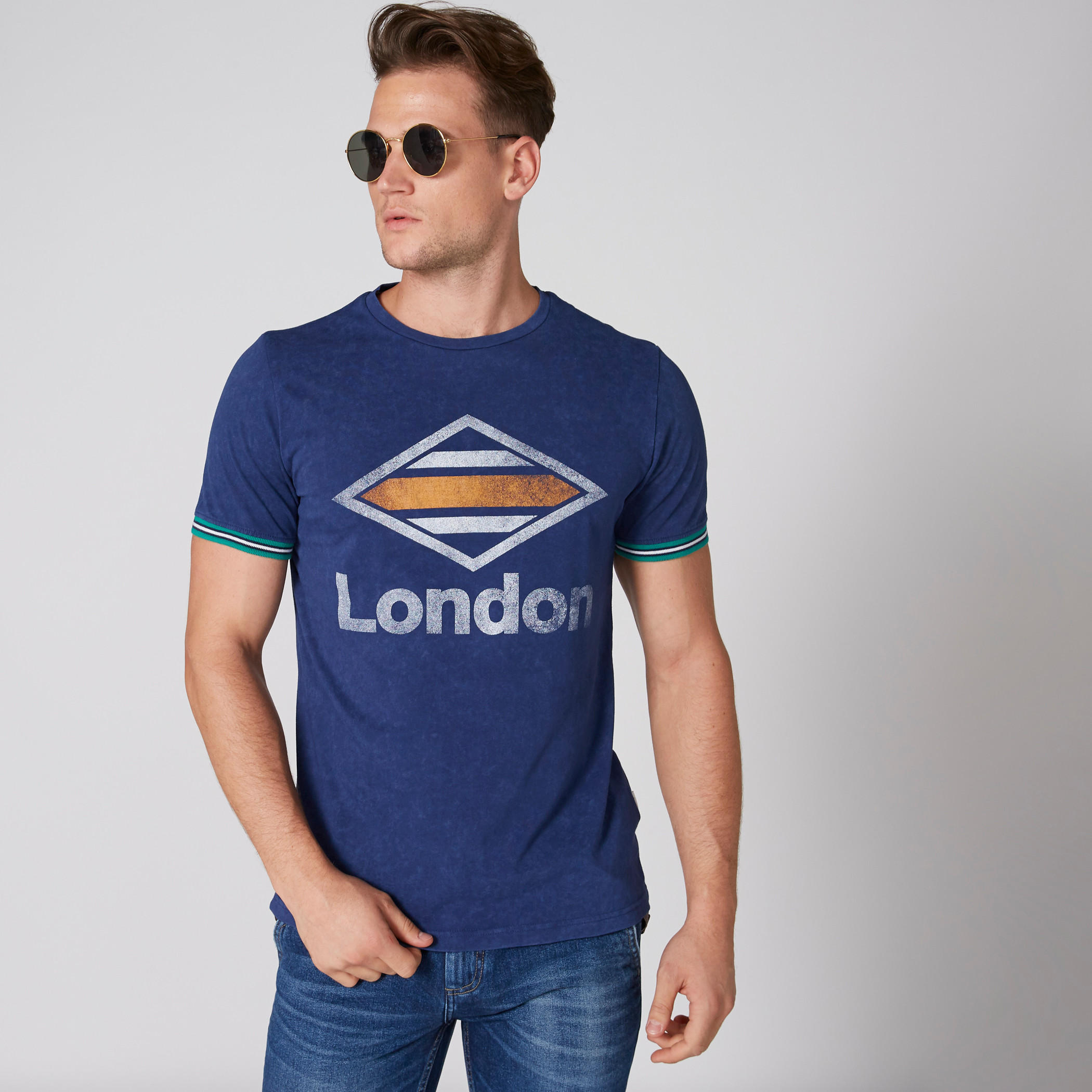 تيشيرت بياقة مستديرة وأكمام قصيرة وطبعات من لي كوبر-men-clothing-tshirtsandpolos-tshirts-image-1