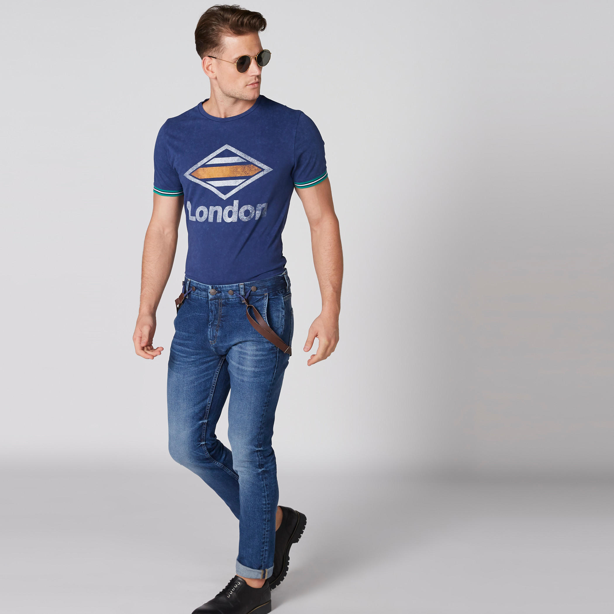تيشيرت بياقة مستديرة وأكمام قصيرة وطبعات من لي كوبر-men-clothing-tshirtsandpolos-tshirts-image-3