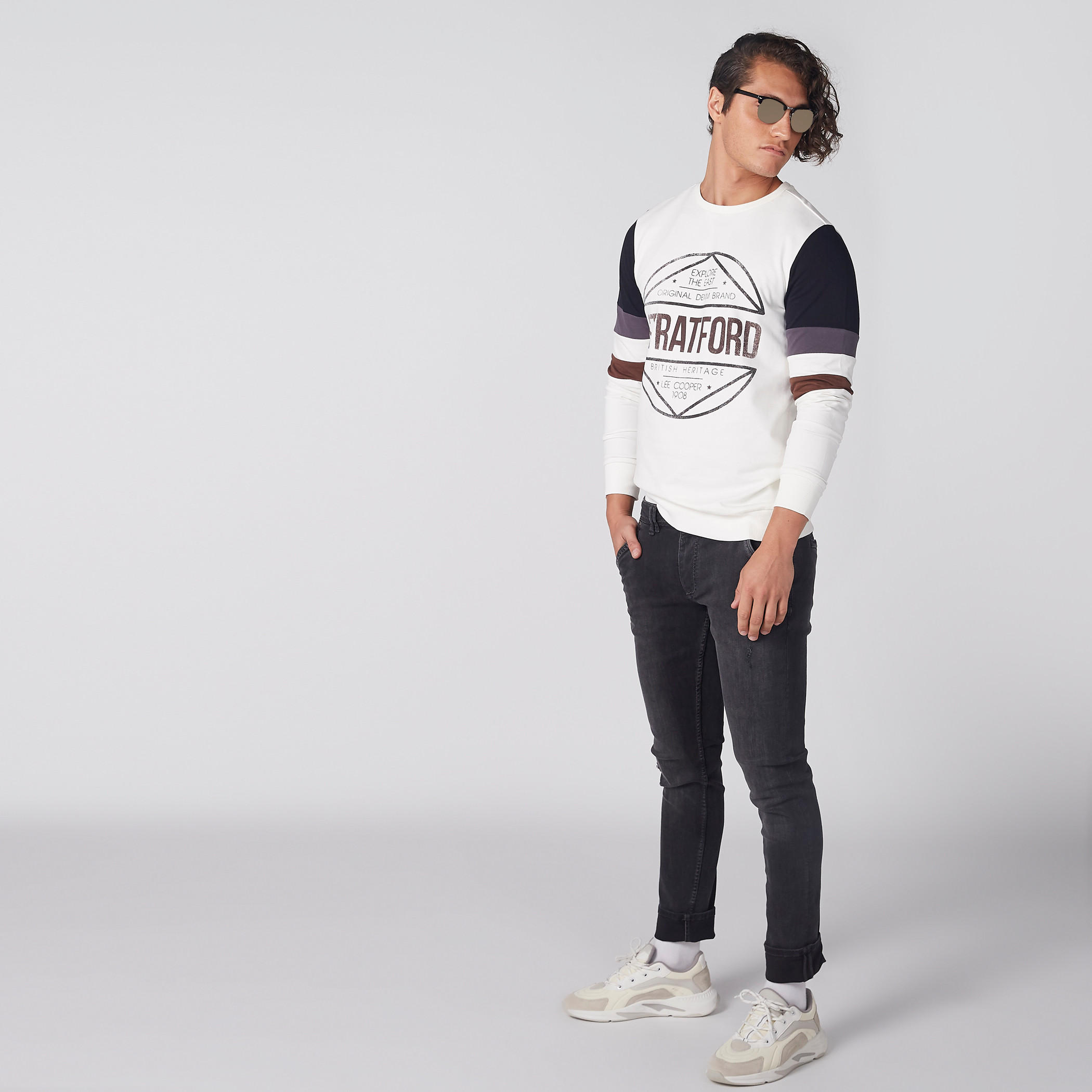بنطال جينز طويل بزر إغلاق وجيوب-men-clothing-bottoms-jeans-image-3