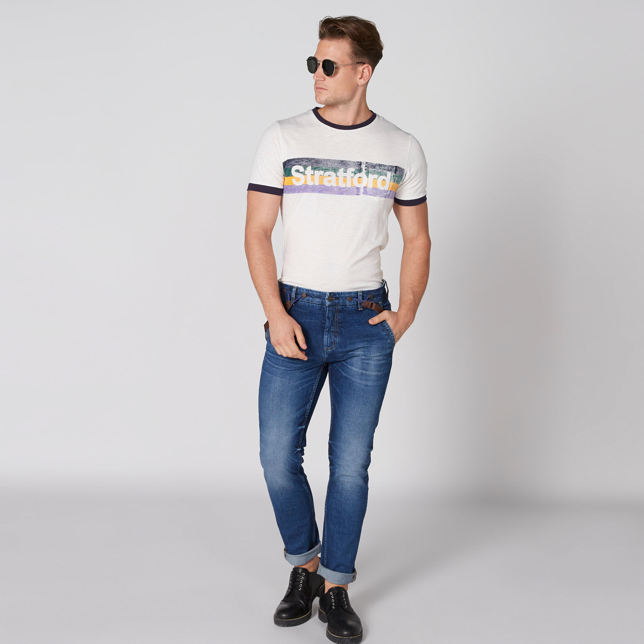 تيشيرت بياقة ضيّقة وأكمام قصيرة وطبعات من لي كوبر-men-clothing-tshirtsandpolos-tshirts-image-3