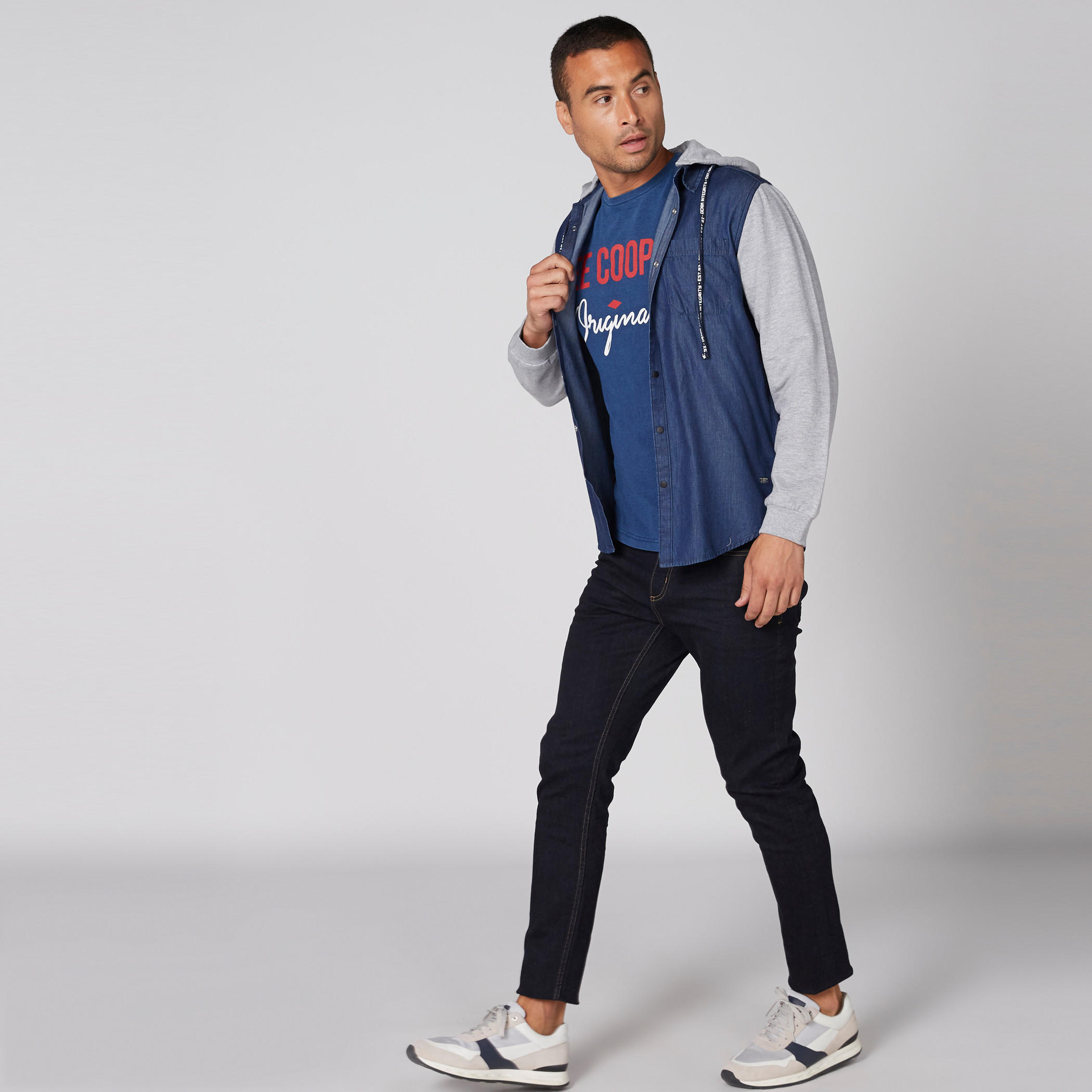 تيشيرت بياقة مستديرة وأكمام قصيرة وطبعات من لي كوبر-men-clothing-tshirtsandpolos-tshirts-image-3