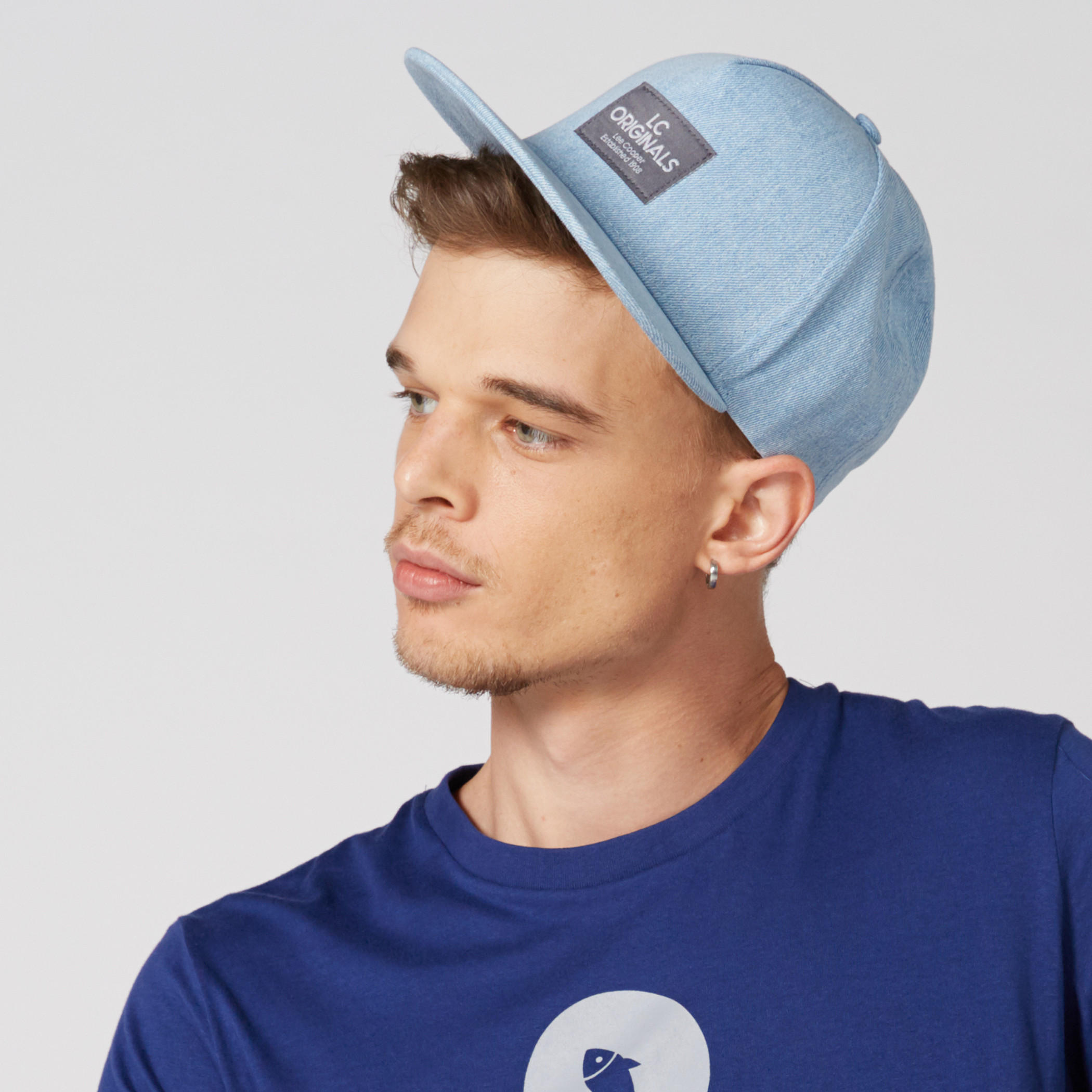 قبّعة كاب بارزة الملمس بزر إغلاق من لي كوبر-men-caps-image-3