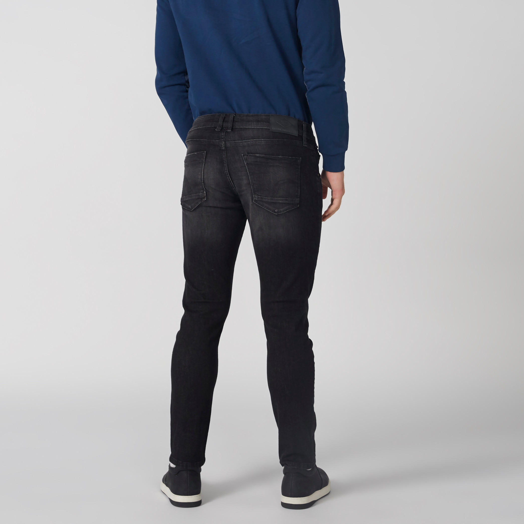 بنطال جينز طويل بزر إغلاق بقصة سكيني فيت-men-clothing-bottoms-jeans-image-3