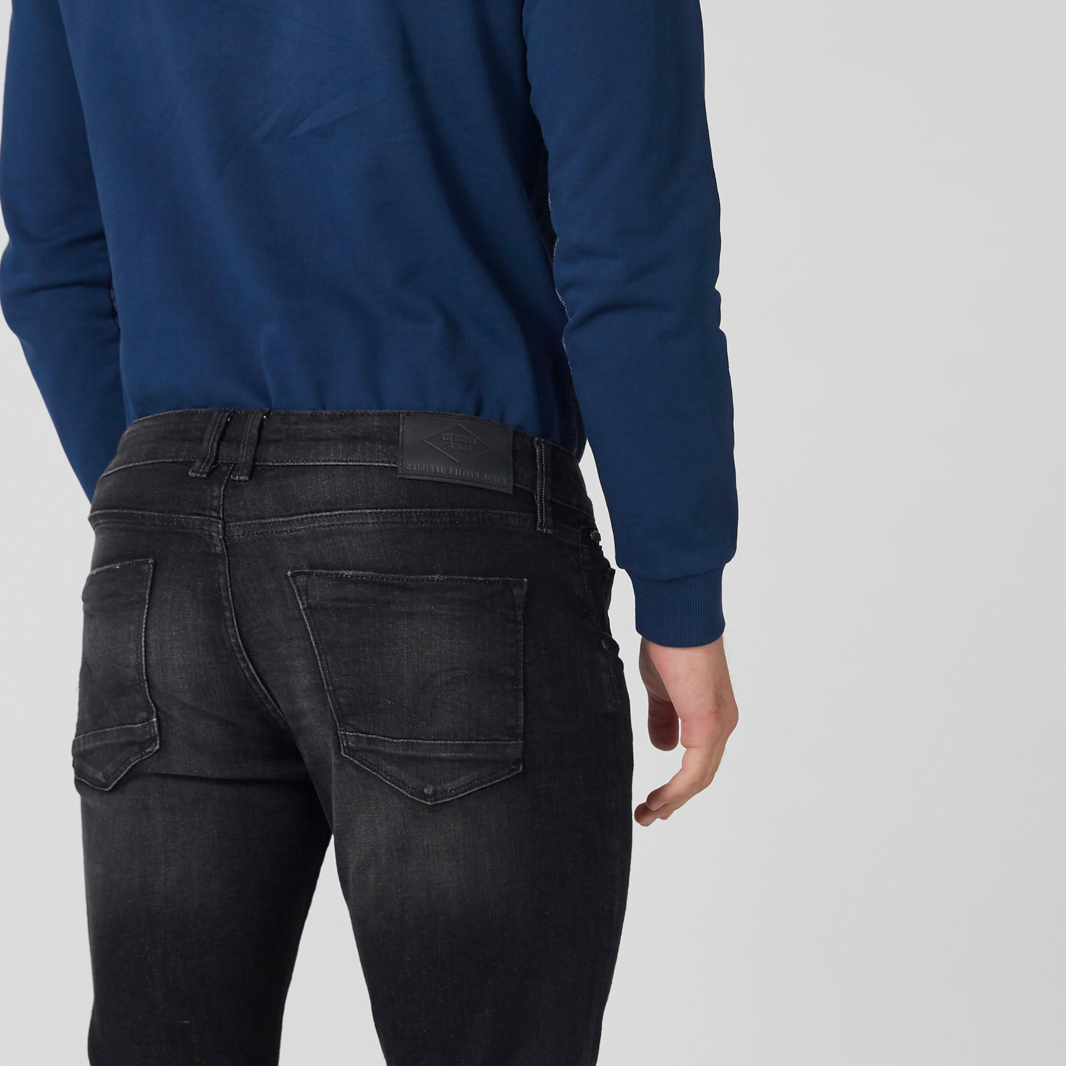 بنطال جينز طويل بزر إغلاق بقصة سكيني فيت-men-clothing-bottoms-jeans-image-4