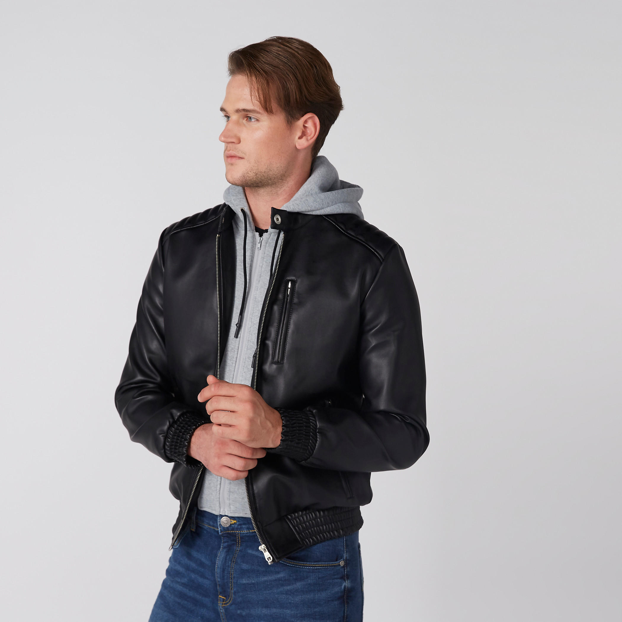 جاكيت بومبر بأكمام طويلة وقبعة وسحّاب للإغلاق-men-clothing-jacketsandblazers-jackets-image-1