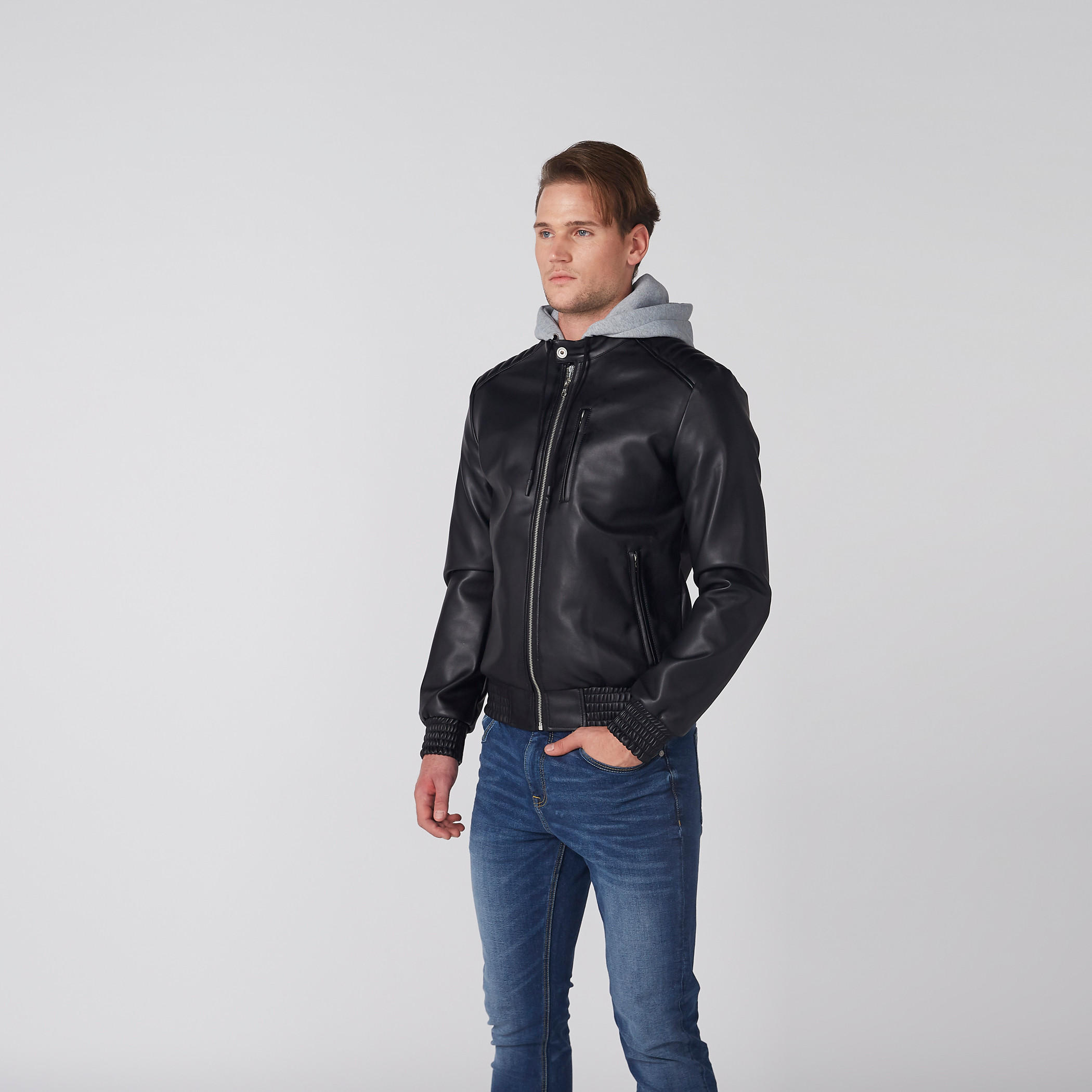 جاكيت بومبر بأكمام طويلة وقبعة وسحّاب للإغلاق-men-clothing-jacketsandblazers-jackets-image-4