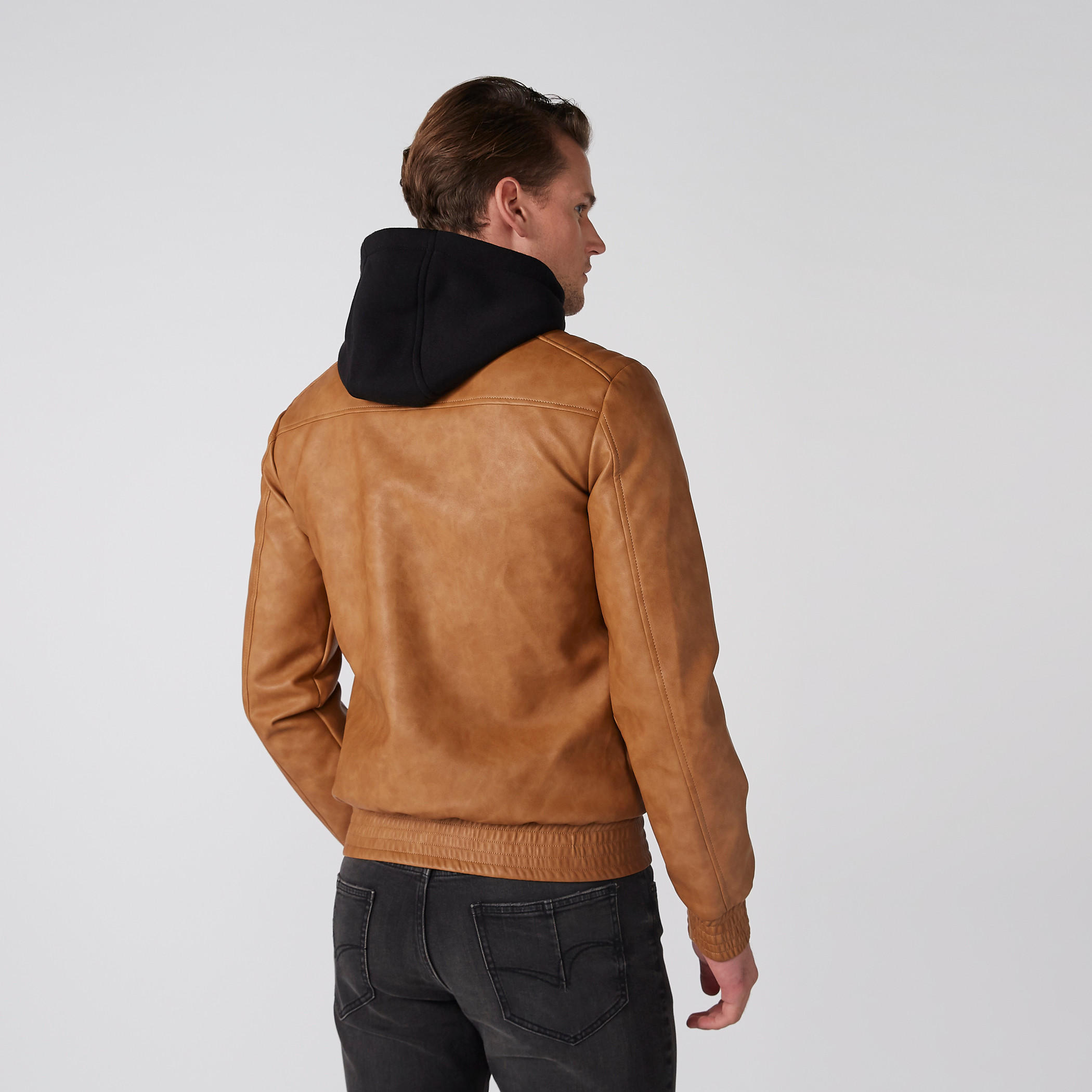 جاكيت بومبر بأكمام طويلة وقبعة وسحّاب للإغلاق-men-clothing-jacketsandblazers-jackets-image-11