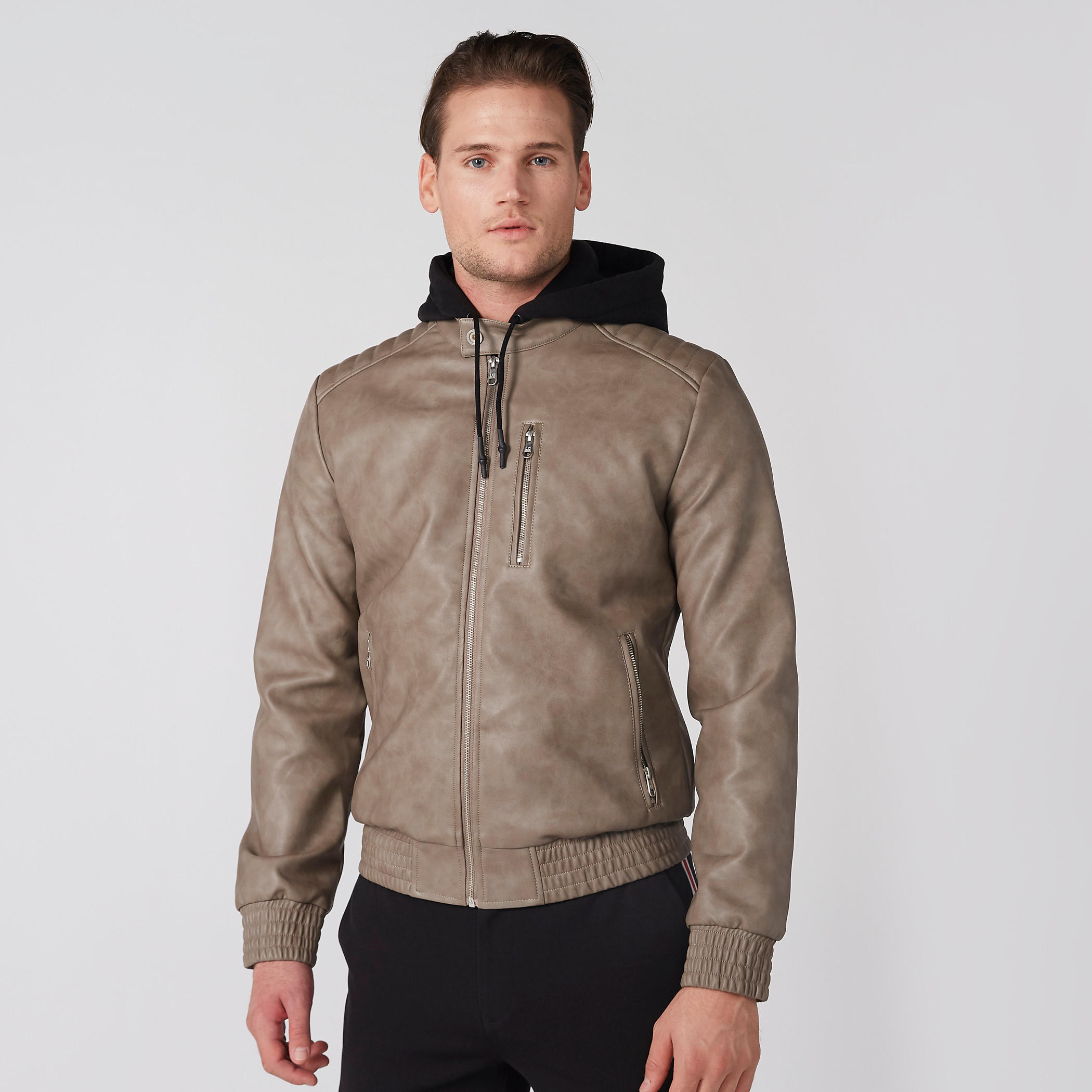 جاكيت بومبر بأكمام طويلة وقبعة وسحّاب للإغلاق-men-clothing-jacketsandblazers-jackets-image-16